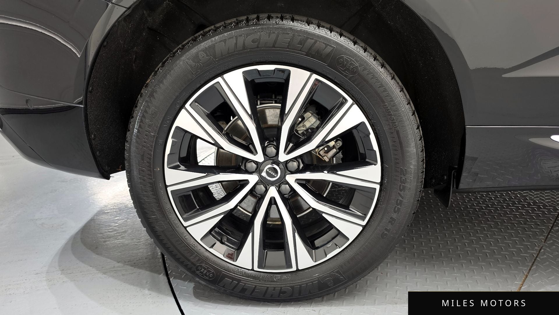 Volvo XC60 2024 — миниатюра 5
