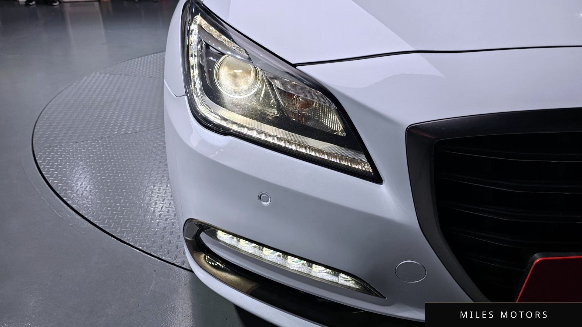 Genesis G80 2017 — миниатюра 8