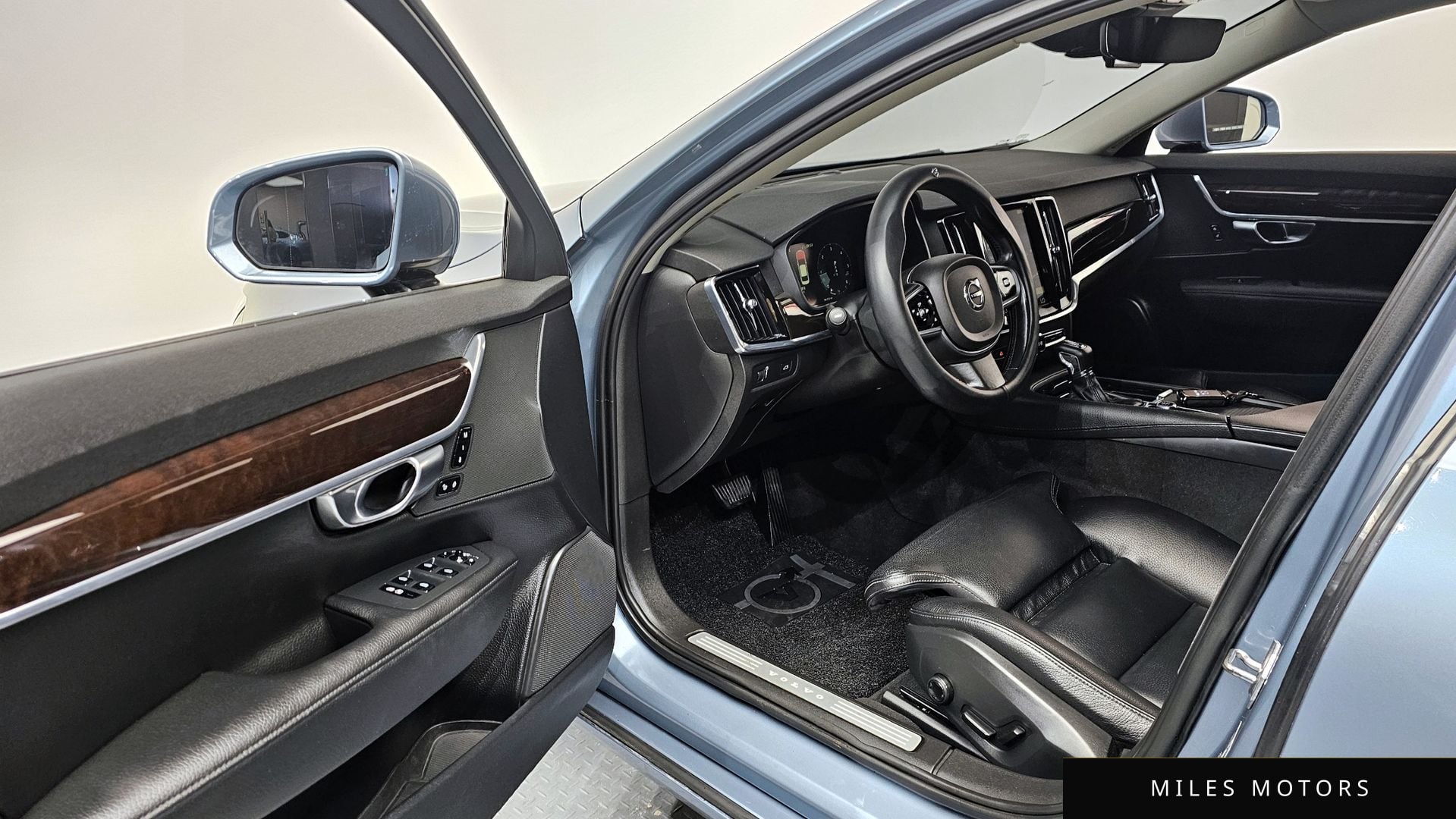Volvo S90 2018 — миниатюра 10
