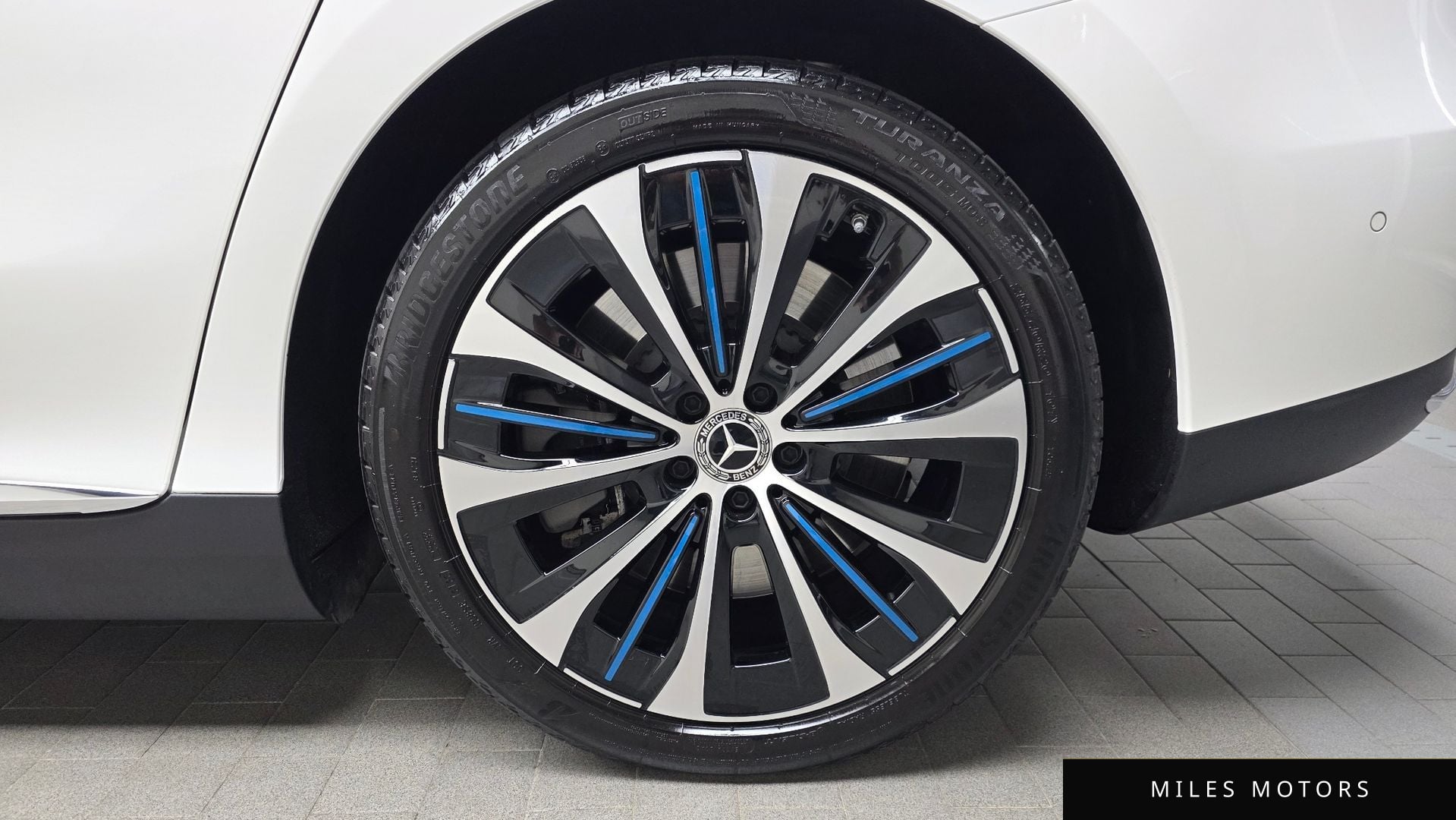 Mercedes-Benz EQE V295 2023 — миниатюра 7