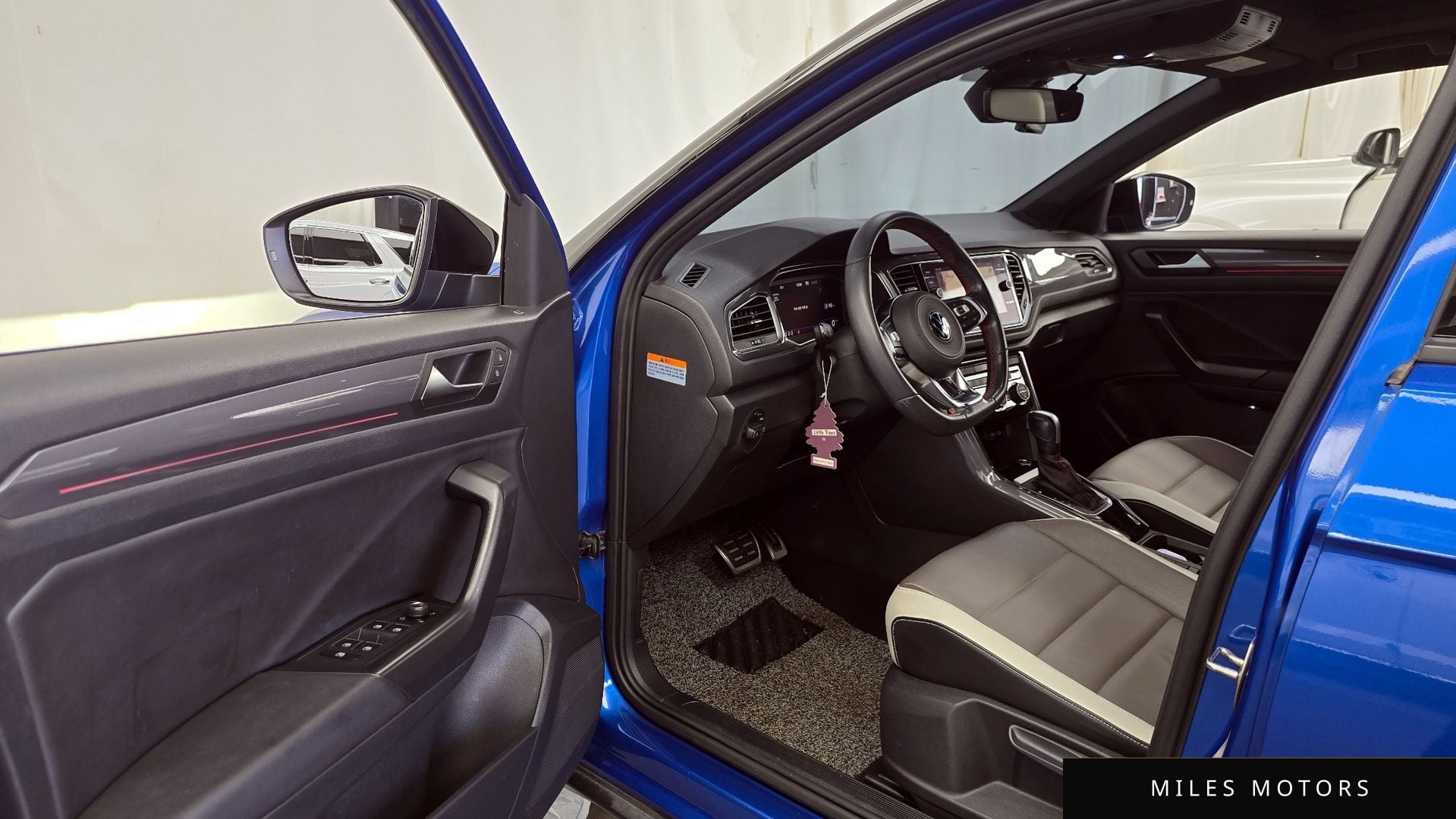 Volkswagen T-Roc 2022 — миниатюра 10