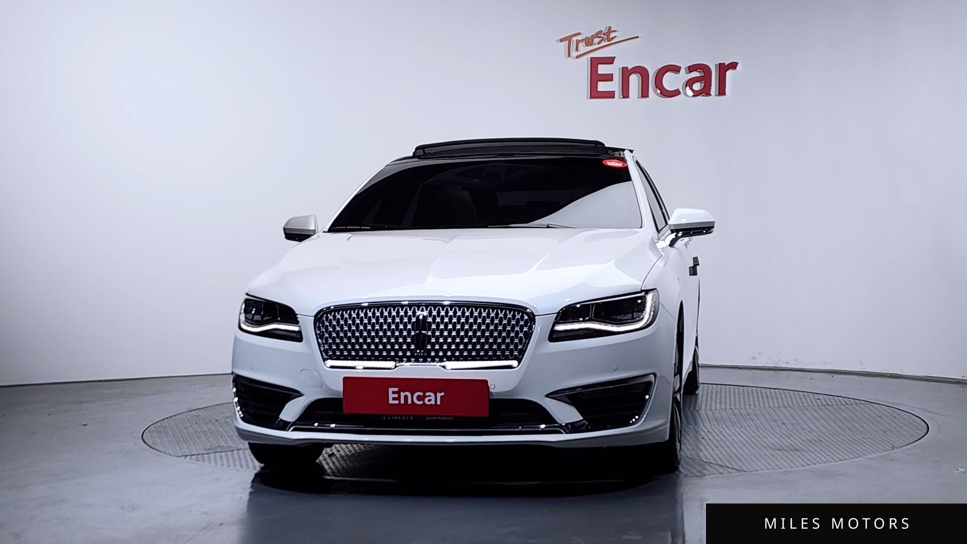 Lincoln MKZ 2019 — миниатюра 3