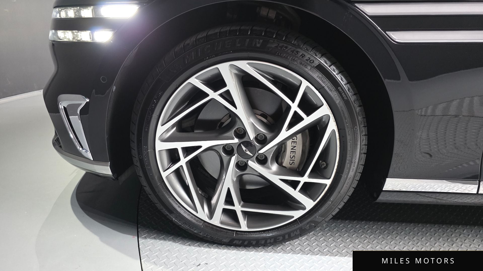 Genesis G90 (RS4) 2023 — миниатюра 5