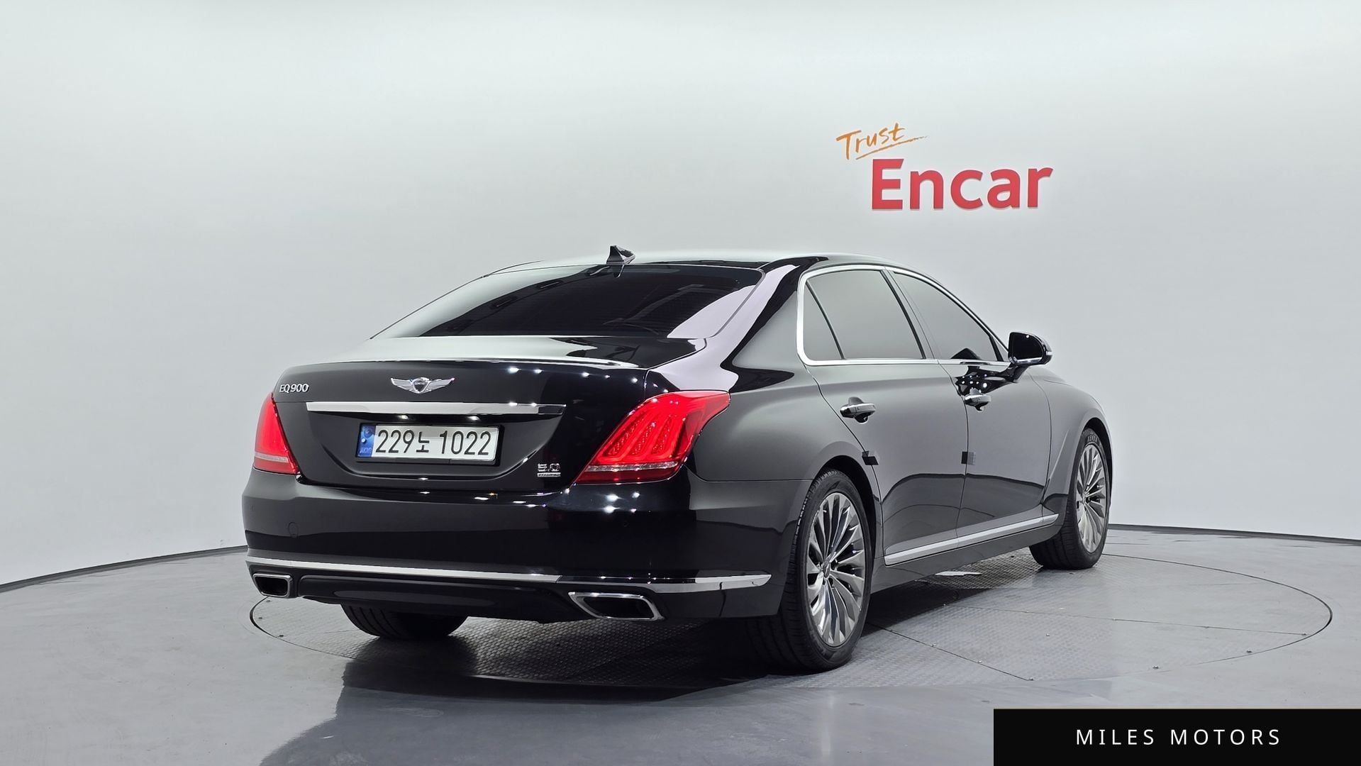 Genesis EQ900 2018 — миниатюра 2