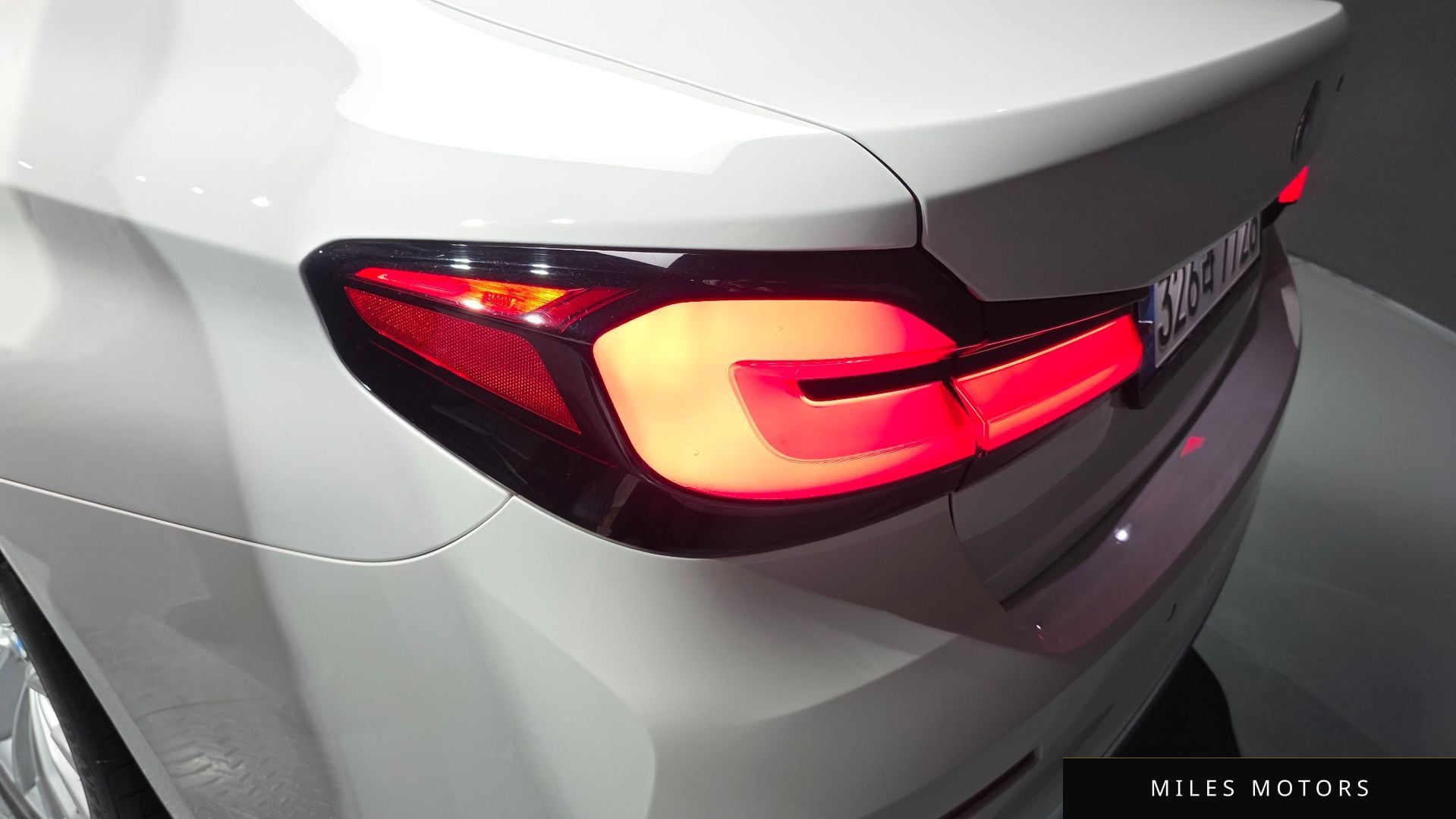 BMW 5 Series (G30) 2023 — миниатюра 9