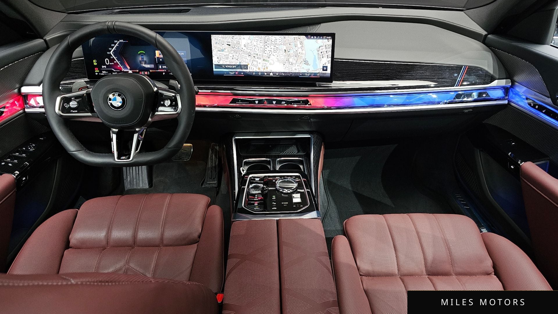 BMW 7 Series (G70) 2025 — миниатюра 7