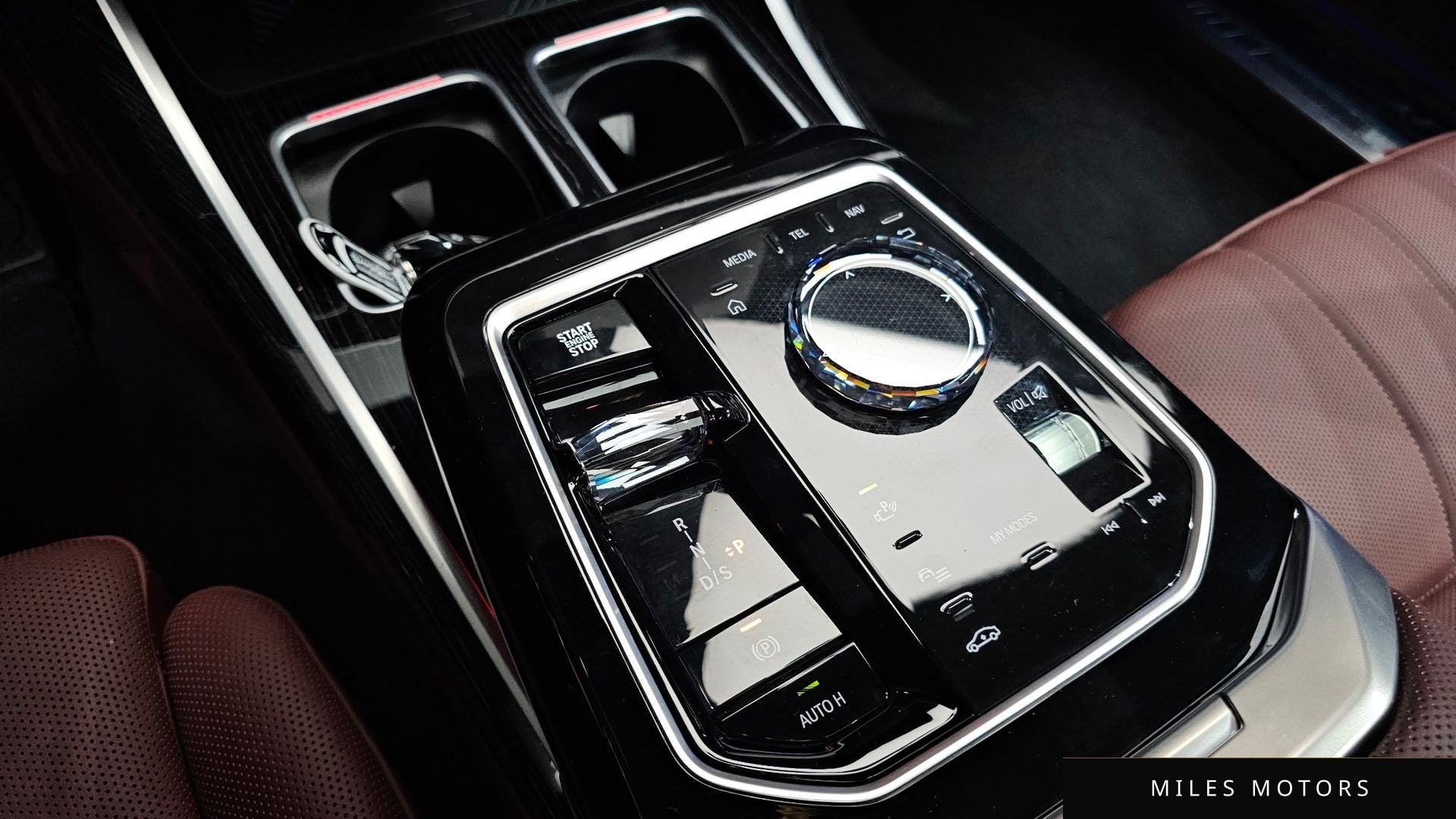 BMW 7 Series (G70) 2025 — миниатюра 9