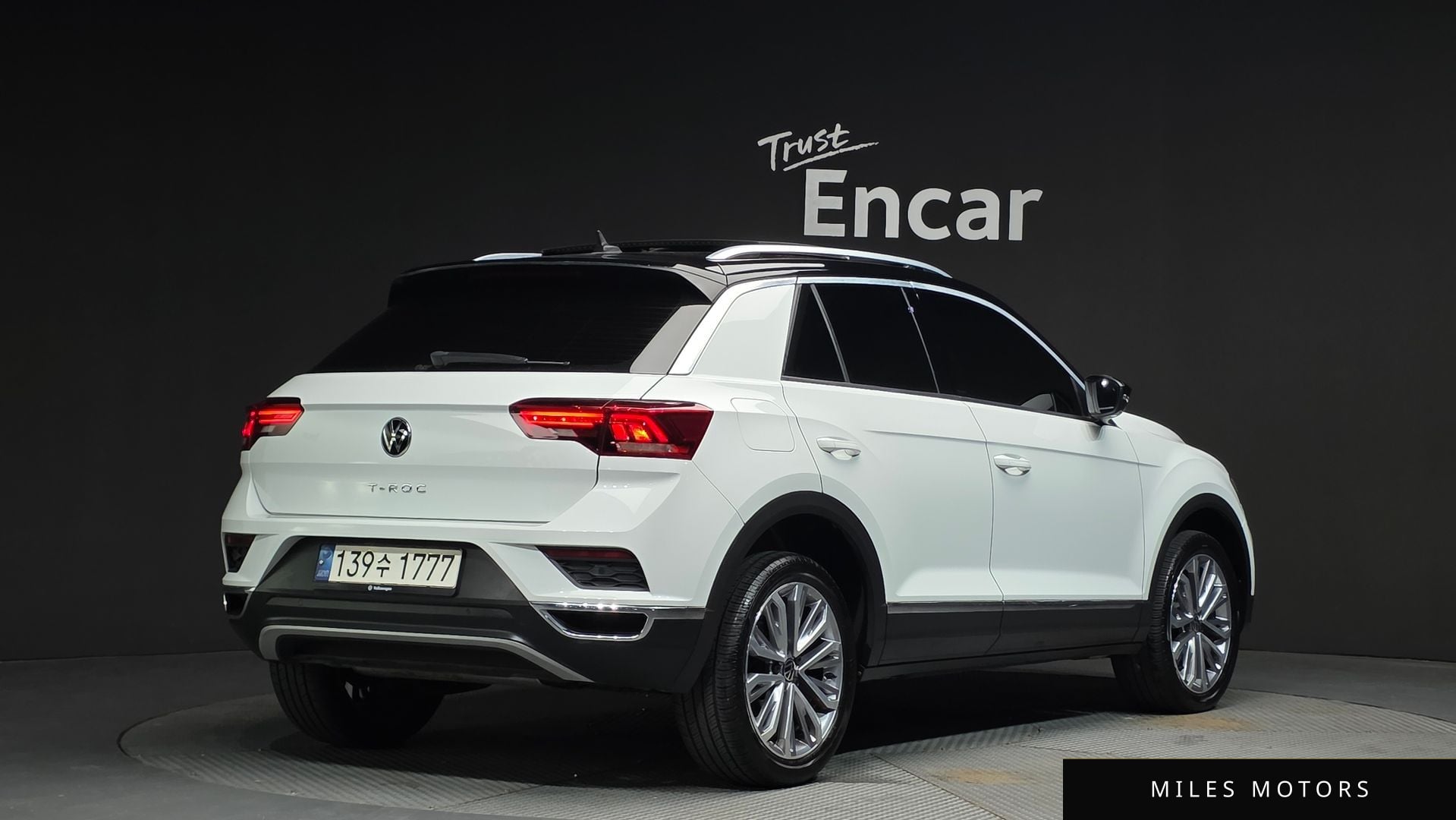 Volkswagen T-Roc 2022 — миниатюра 2