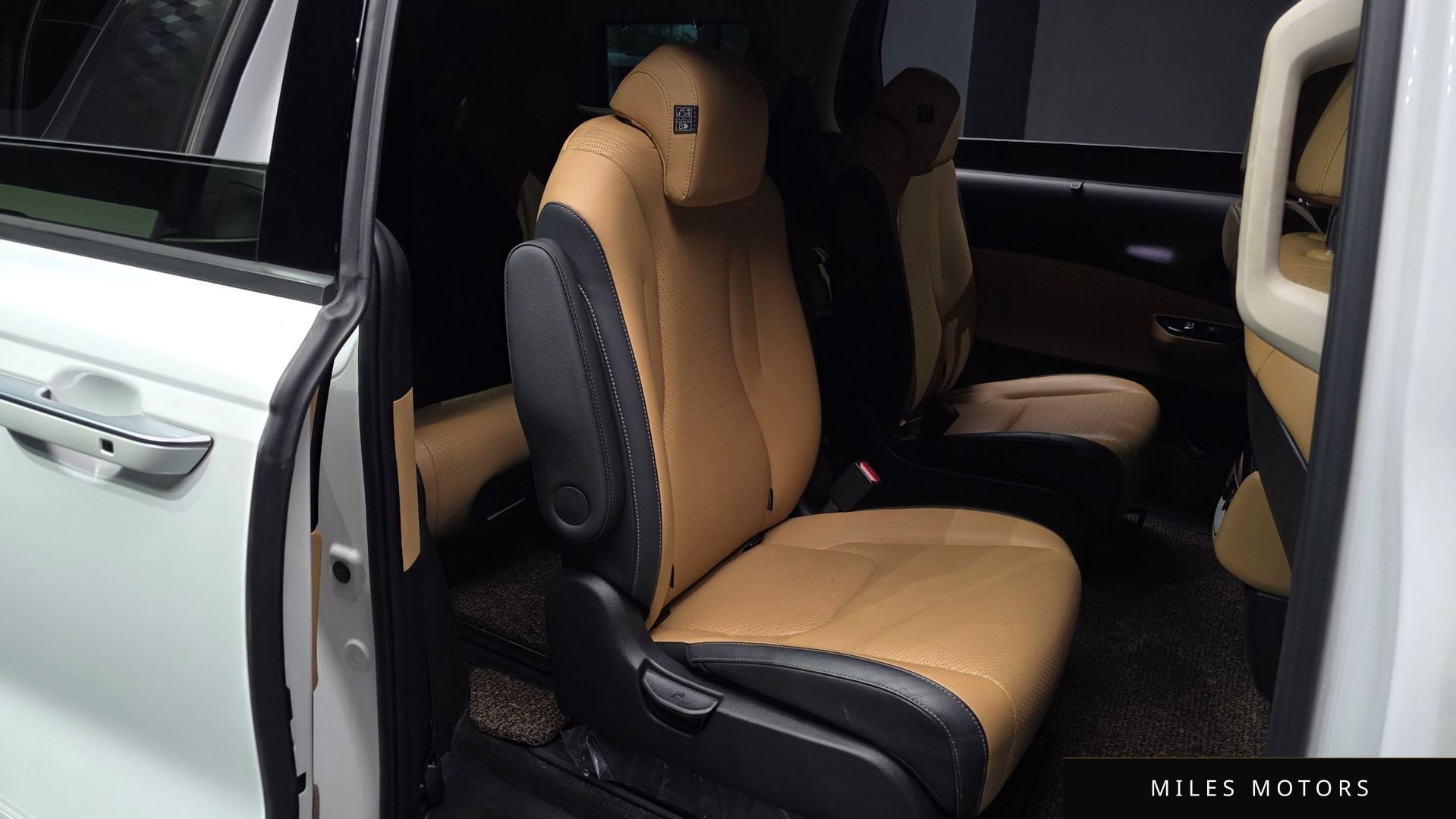 Kia Carnival 2022 — миниатюра 11