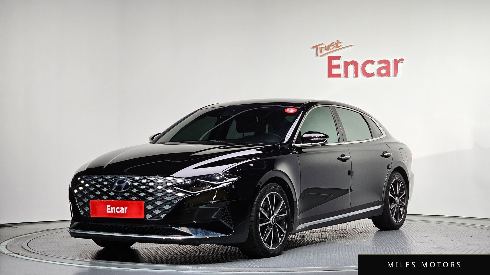 Hyundai Grandeur 2020 — фото 1 из 12