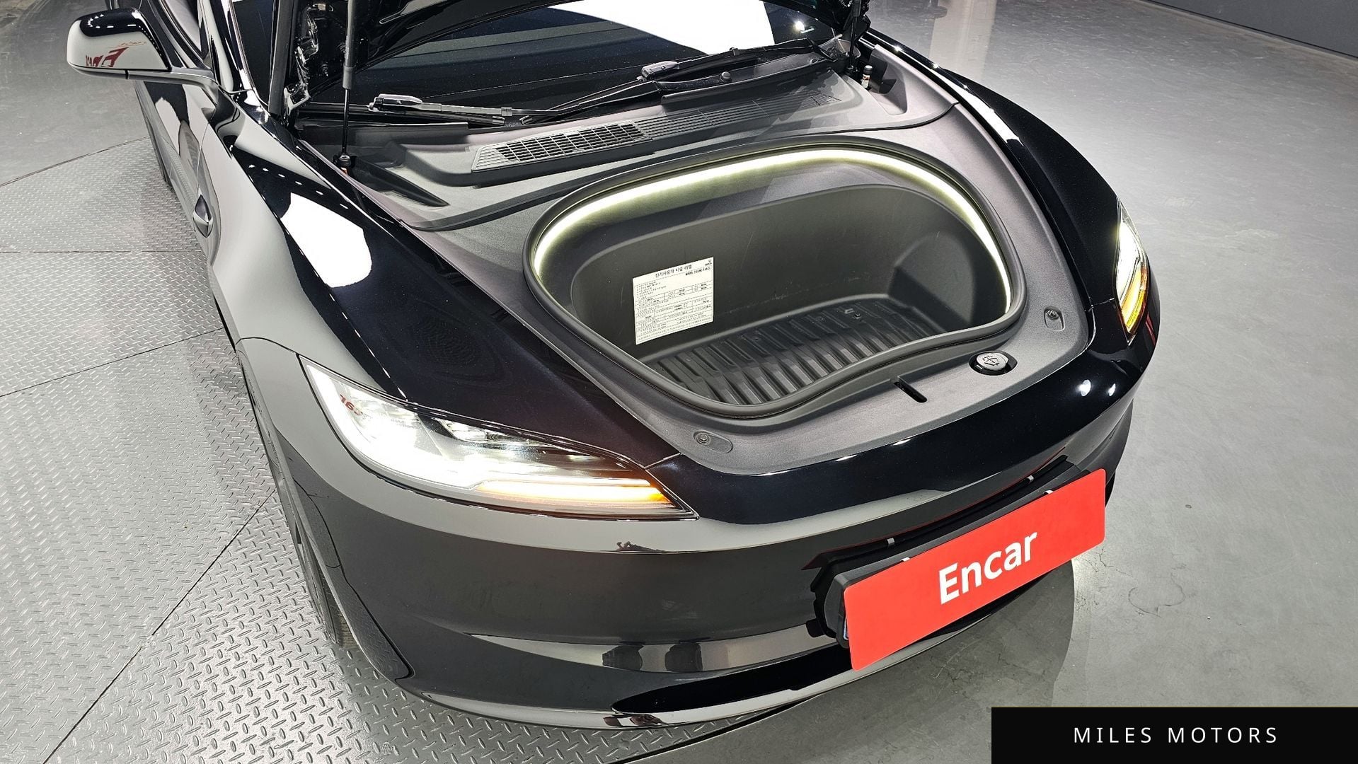 Tesla Model 3 2024 — миниатюра 5