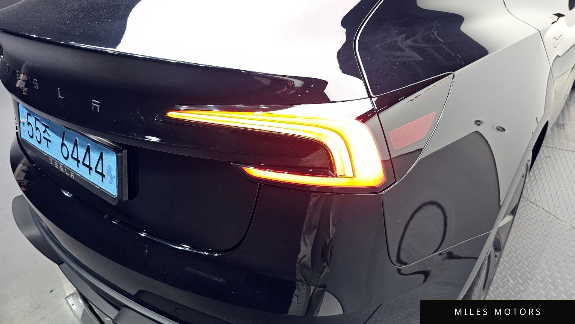 Tesla Model 3 2024 — миниатюра 8
