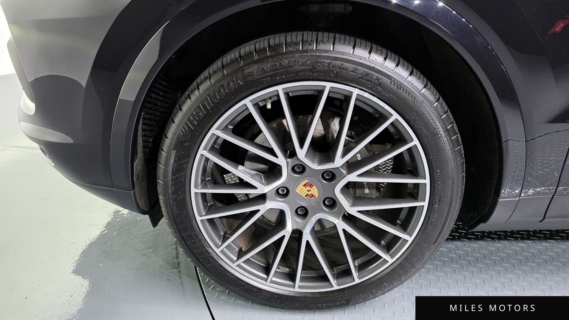 Porsche Cayenne 2019 — миниатюра 5