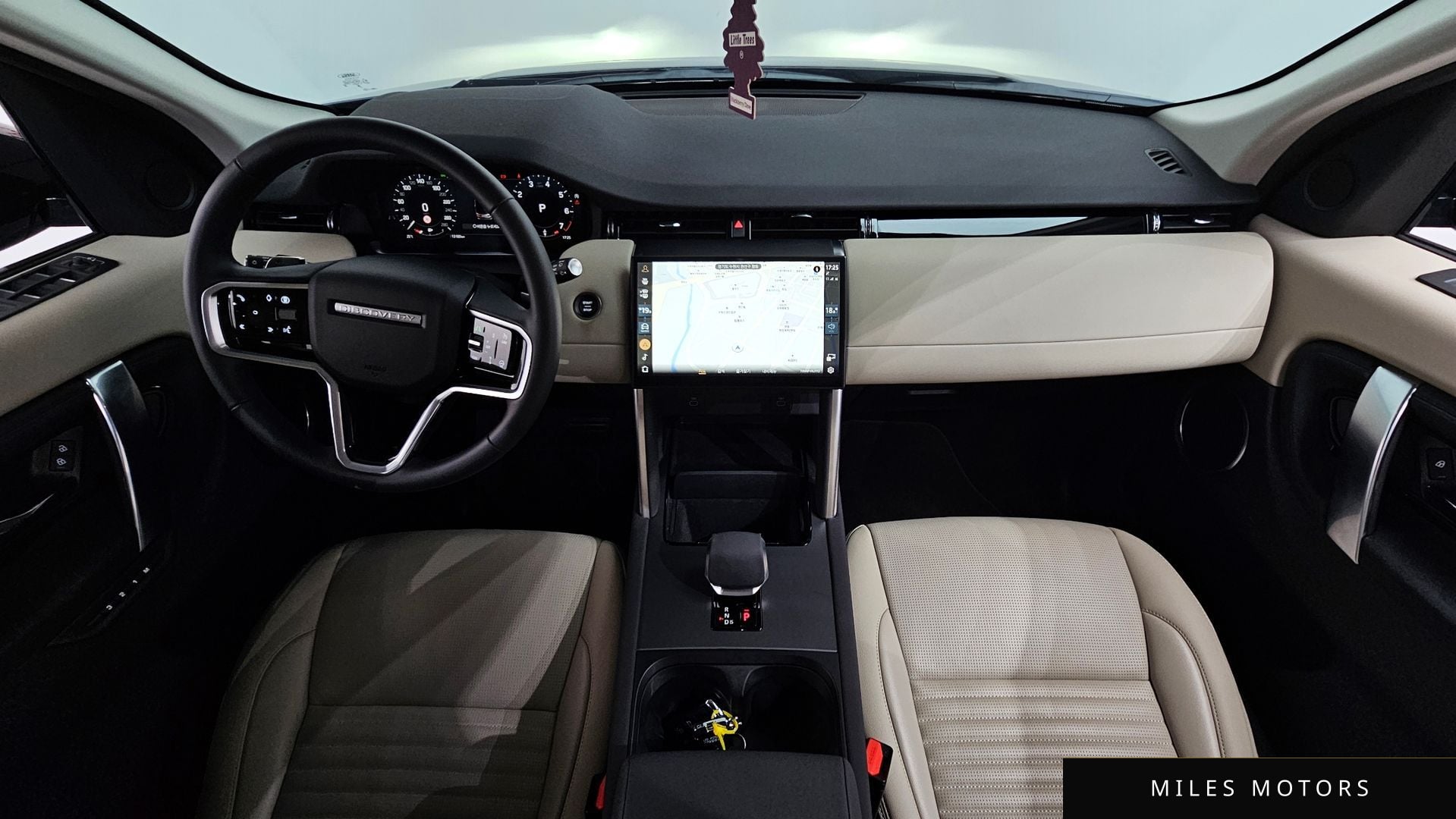 Land Rover Discovery Sport 2025 — миниатюра 9