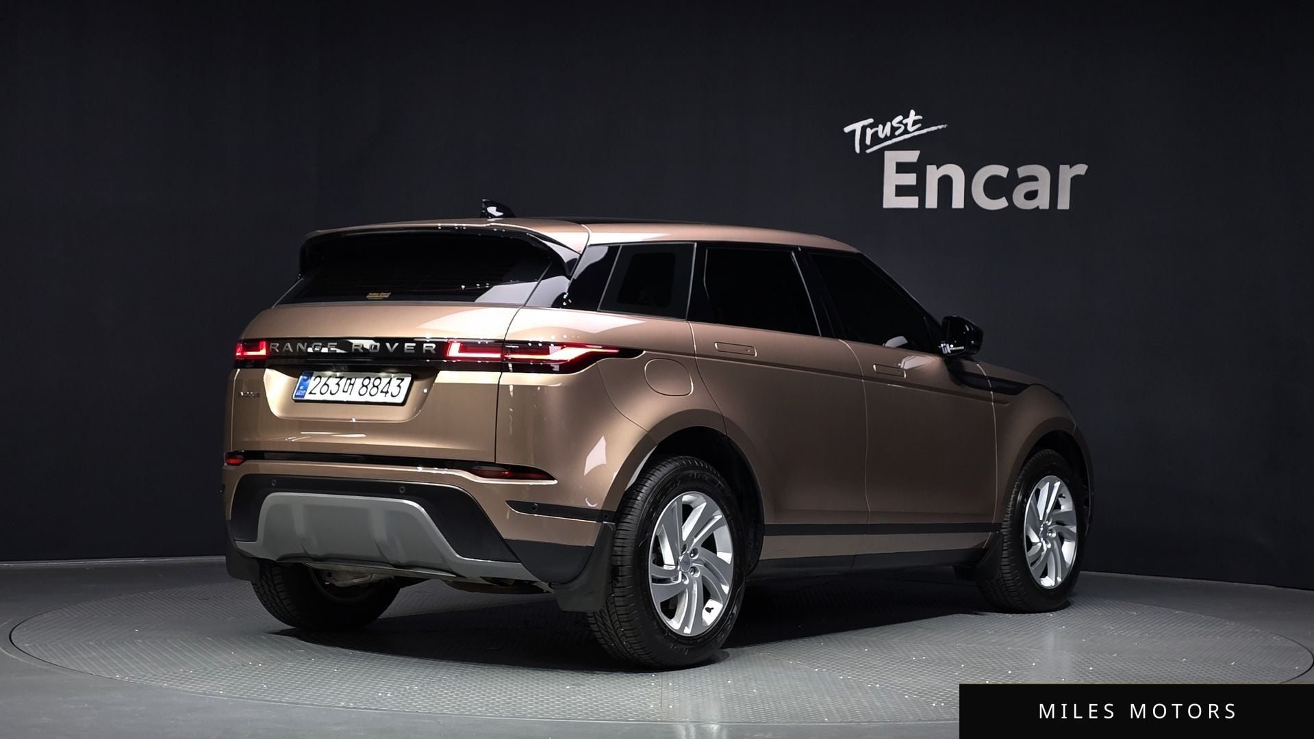 Land Rover Range Rover Evoque 2025 — миниатюра 2