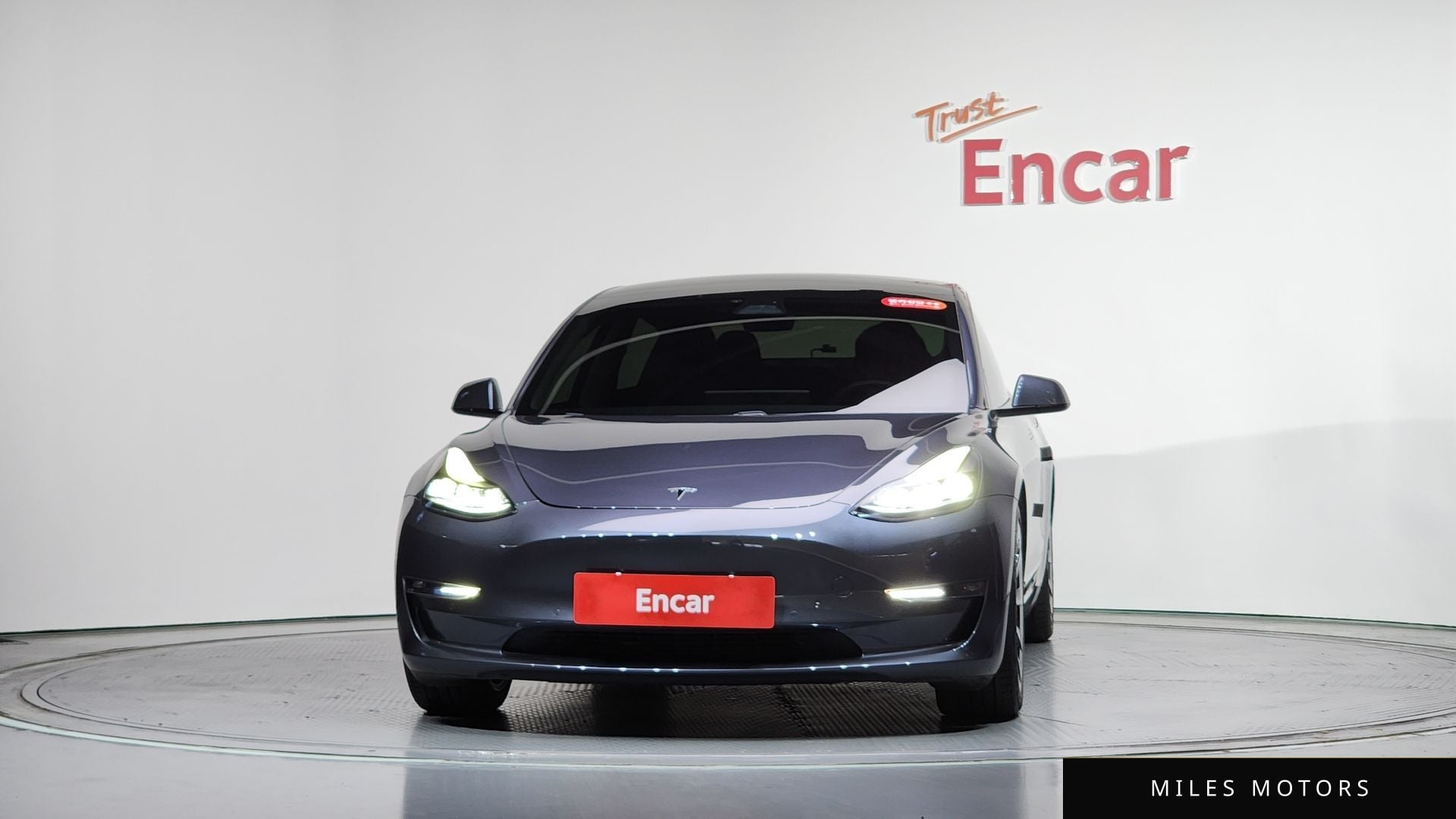 Tesla Model 3 2021 — миниатюра 2