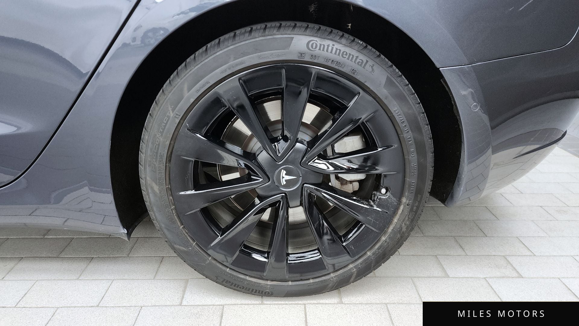 Tesla Model 3 2021 — миниатюра 6