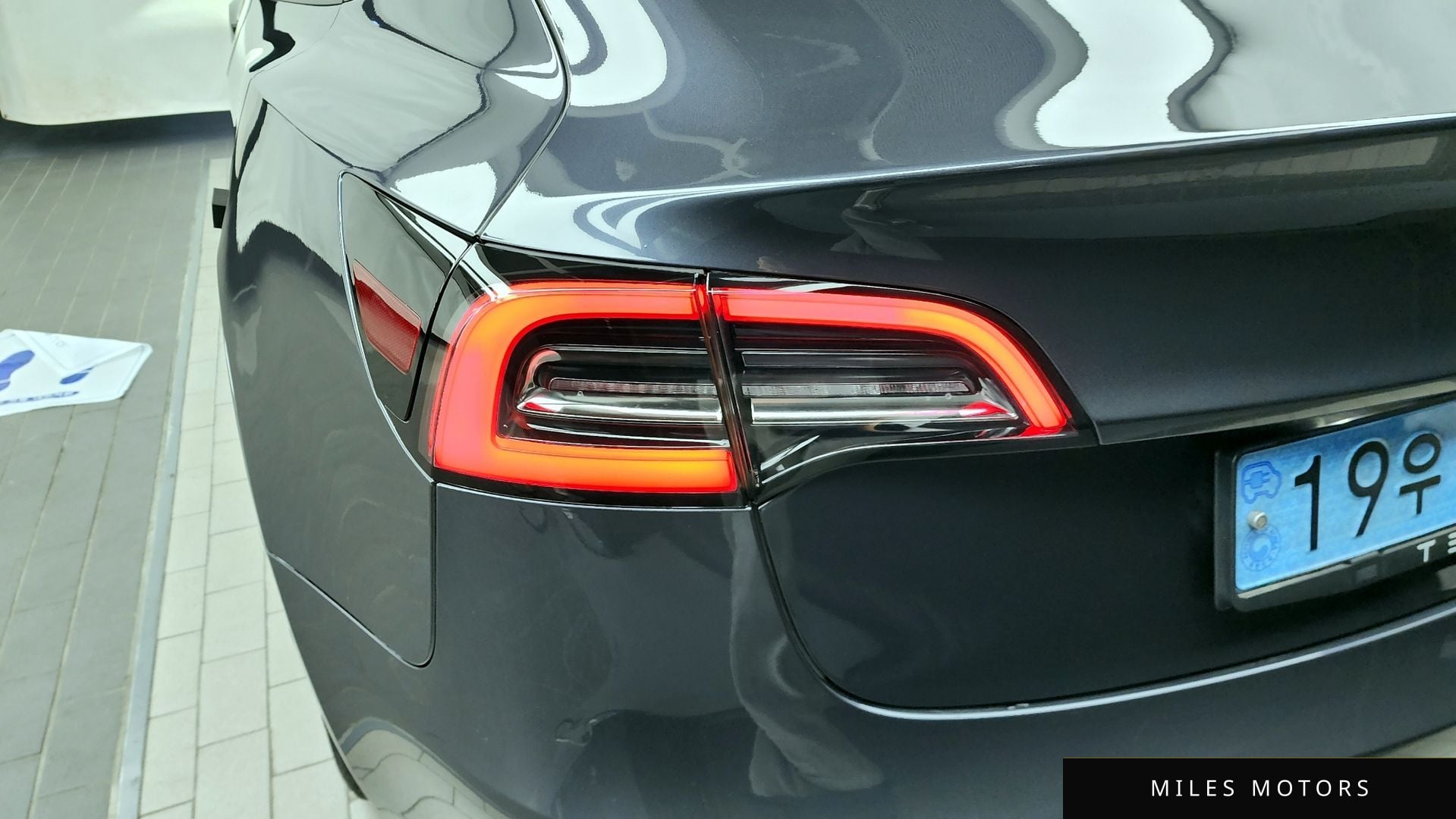 Tesla Model 3 2021 — миниатюра 8