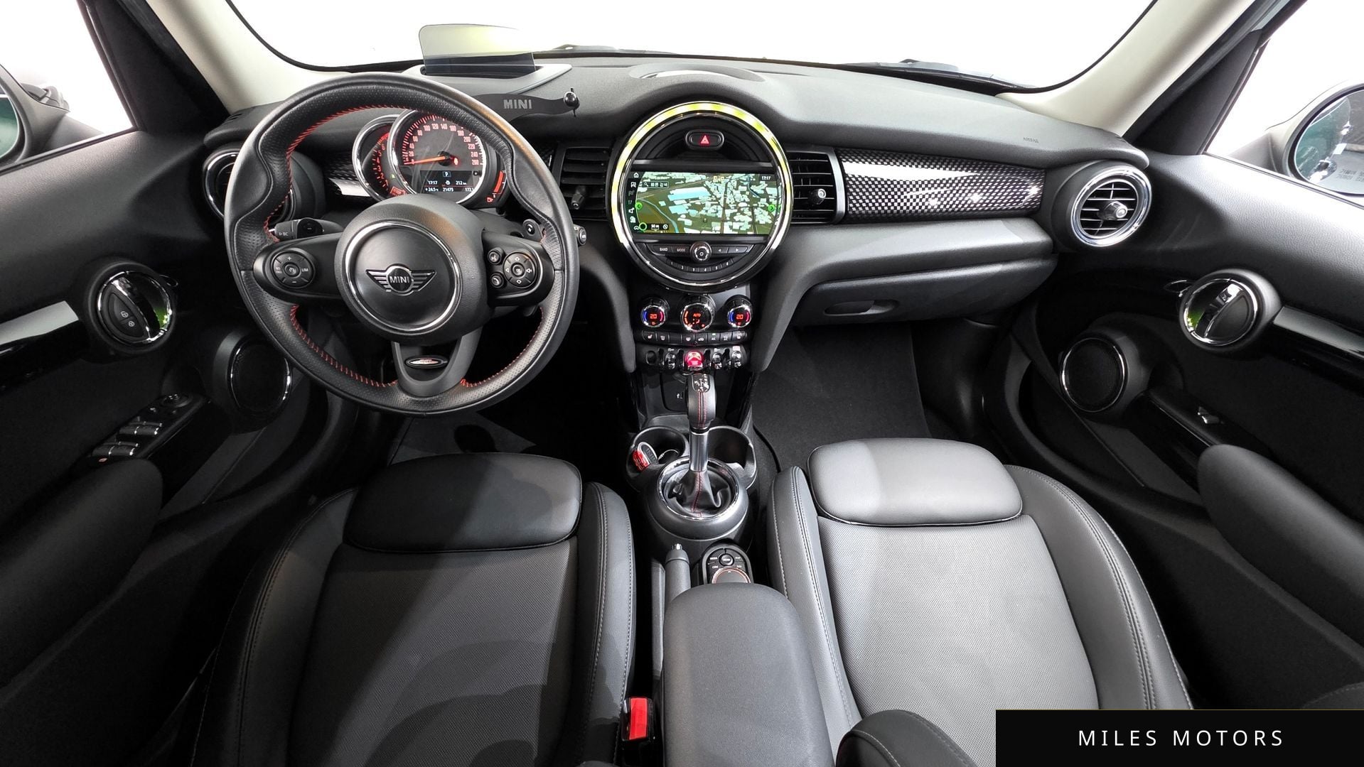 MINI Cooper S 2019 — миниатюра 10