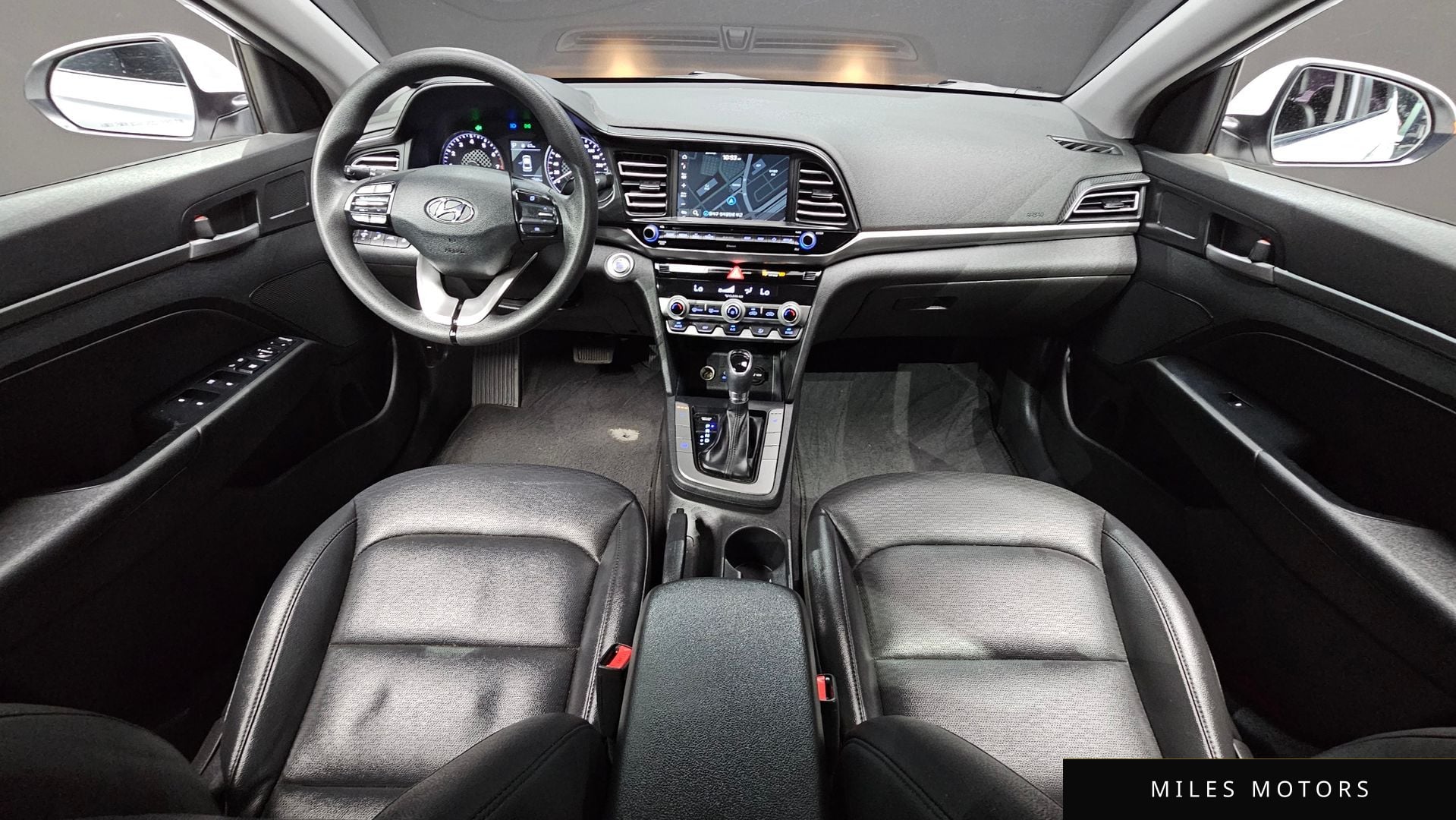 Hyundai AVANTE 2019 — миниатюра 10