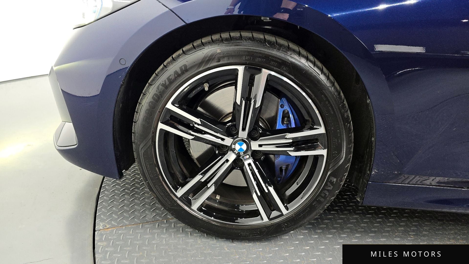 BMW 3 Series (G20) 2025 — миниатюра 5