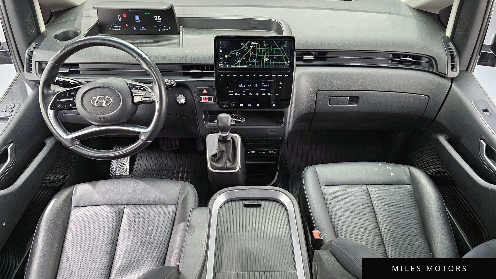 Hyundai Staria 2023 — миниатюра 10