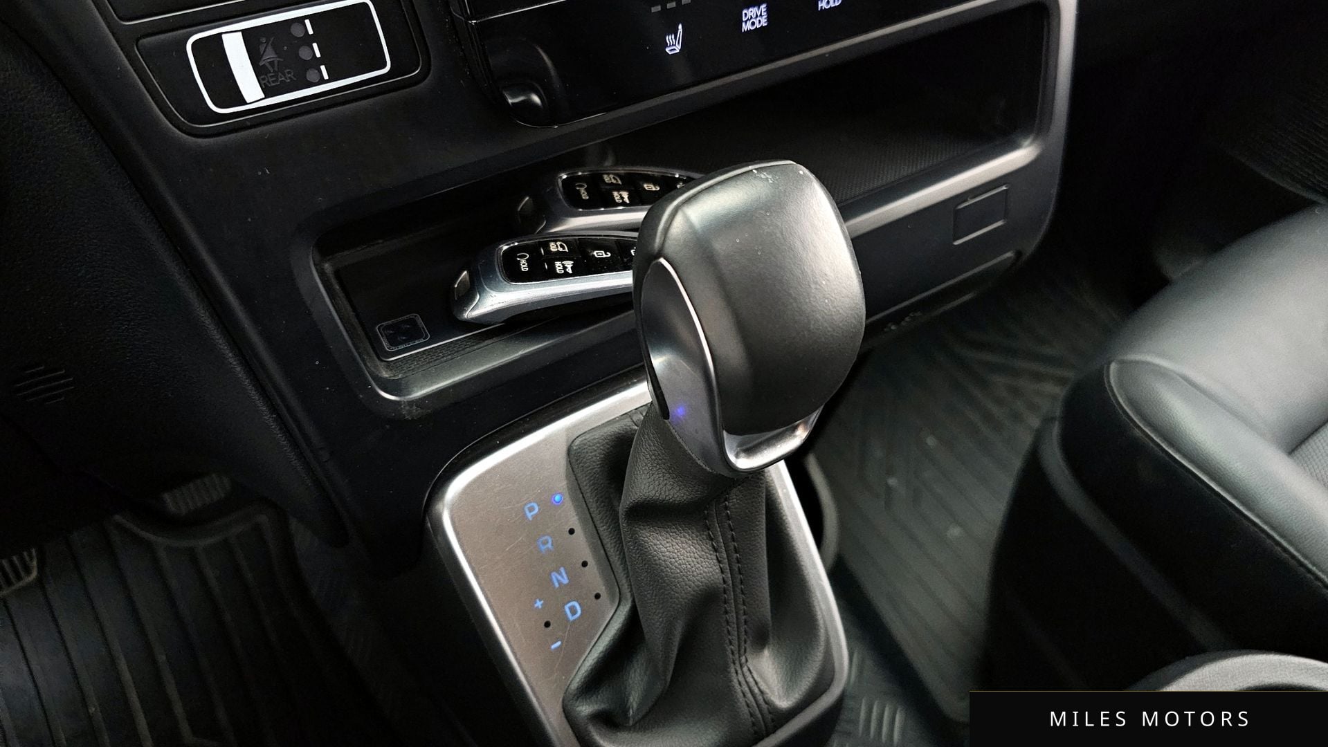 Hyundai Staria 2023 — миниатюра 12