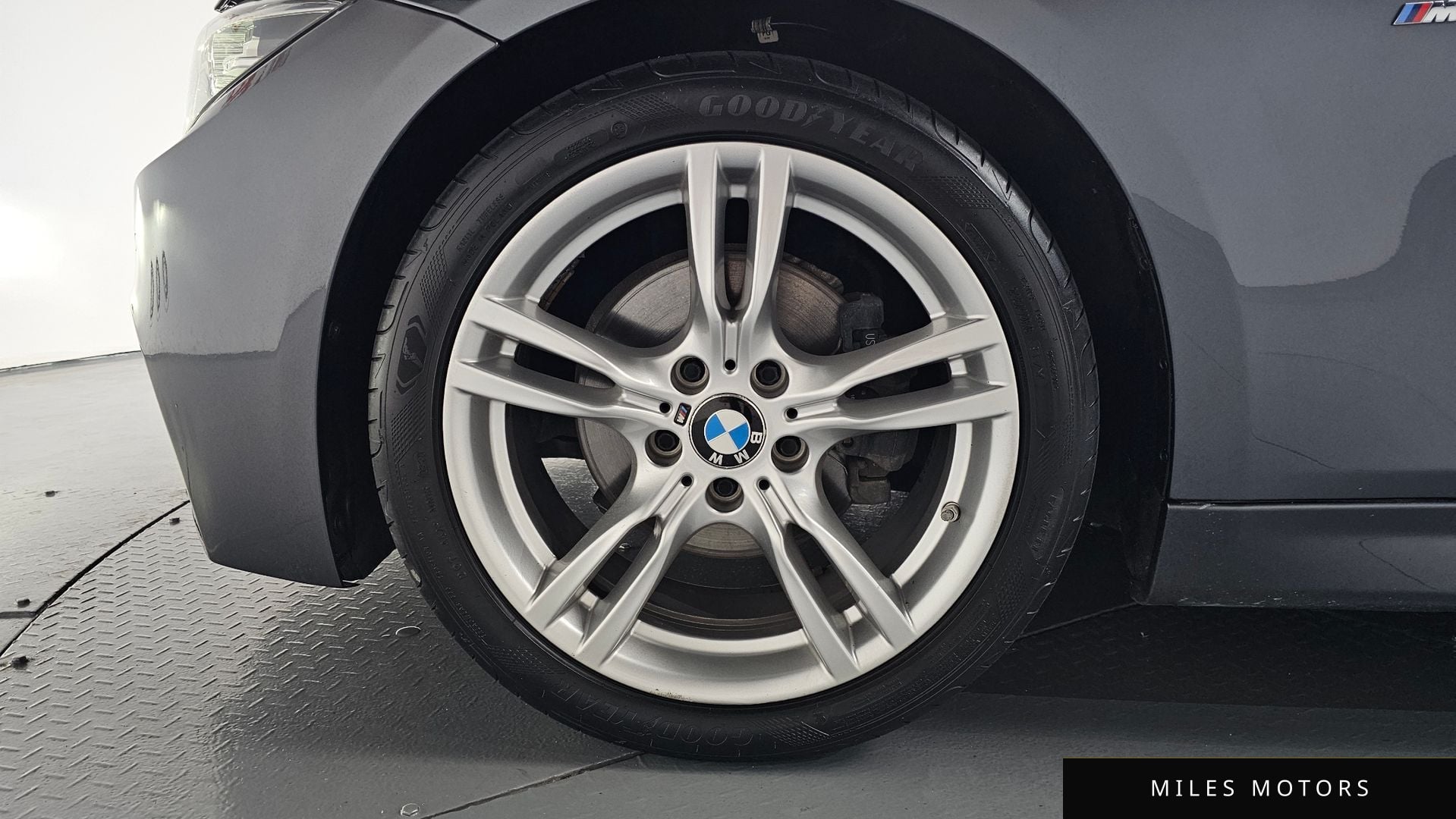 BMW 3 Series (F30) 2018 — миниатюра 4