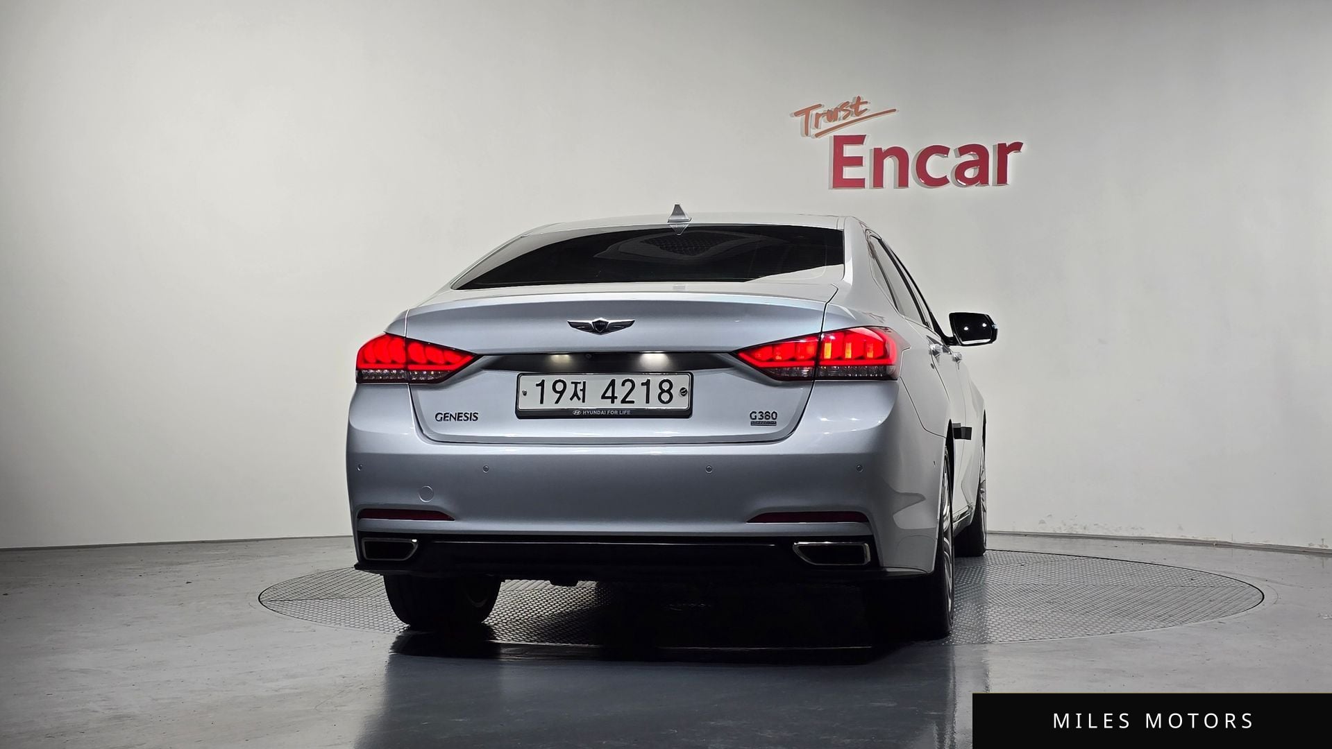 Hyundai Genesis 2015 — миниатюра 4