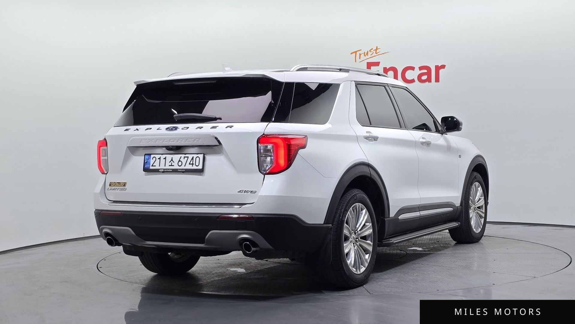 Ford Explorer 2022 — миниатюра 2
