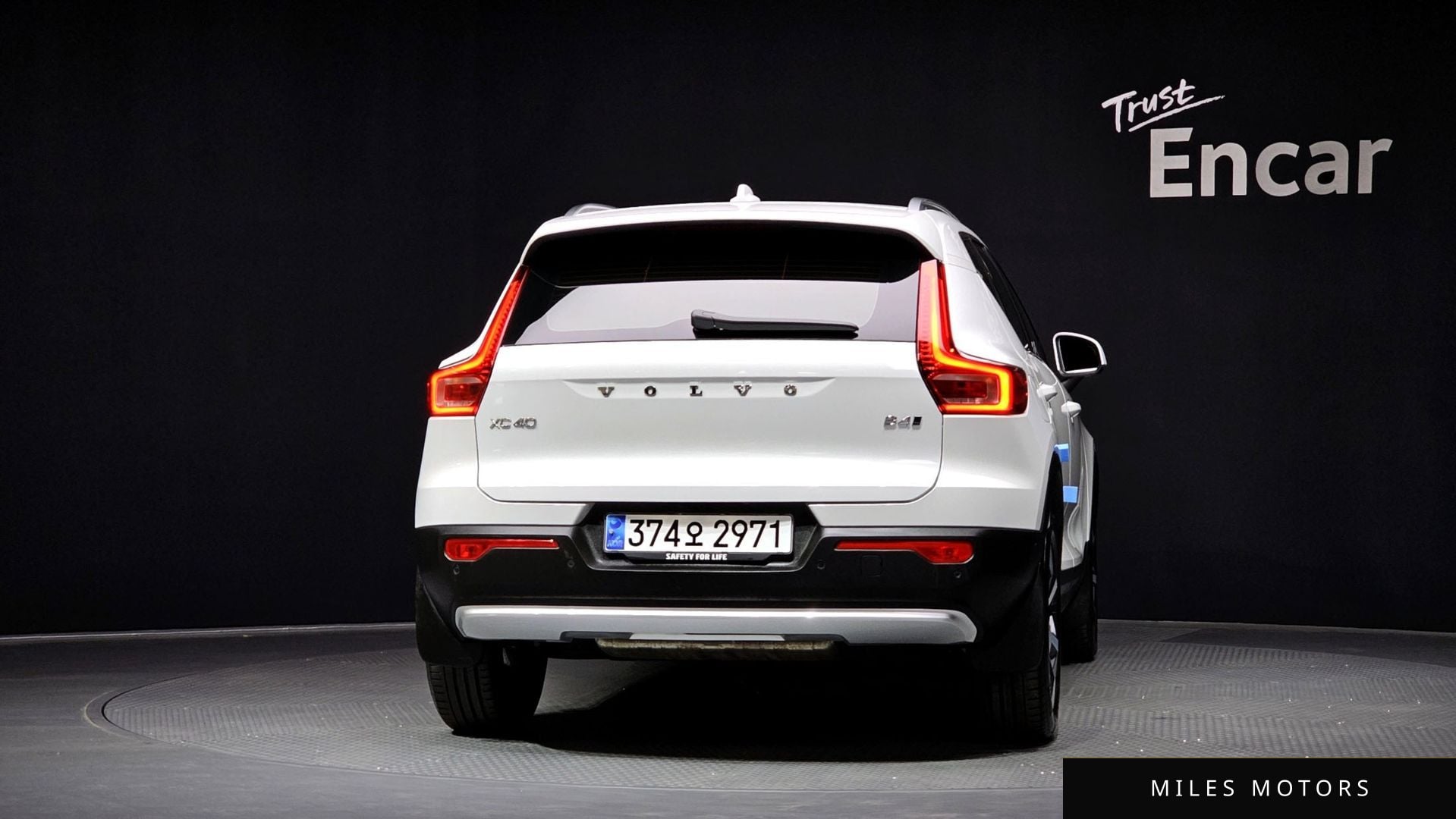Volvo XC40 2024 — миниатюра 4