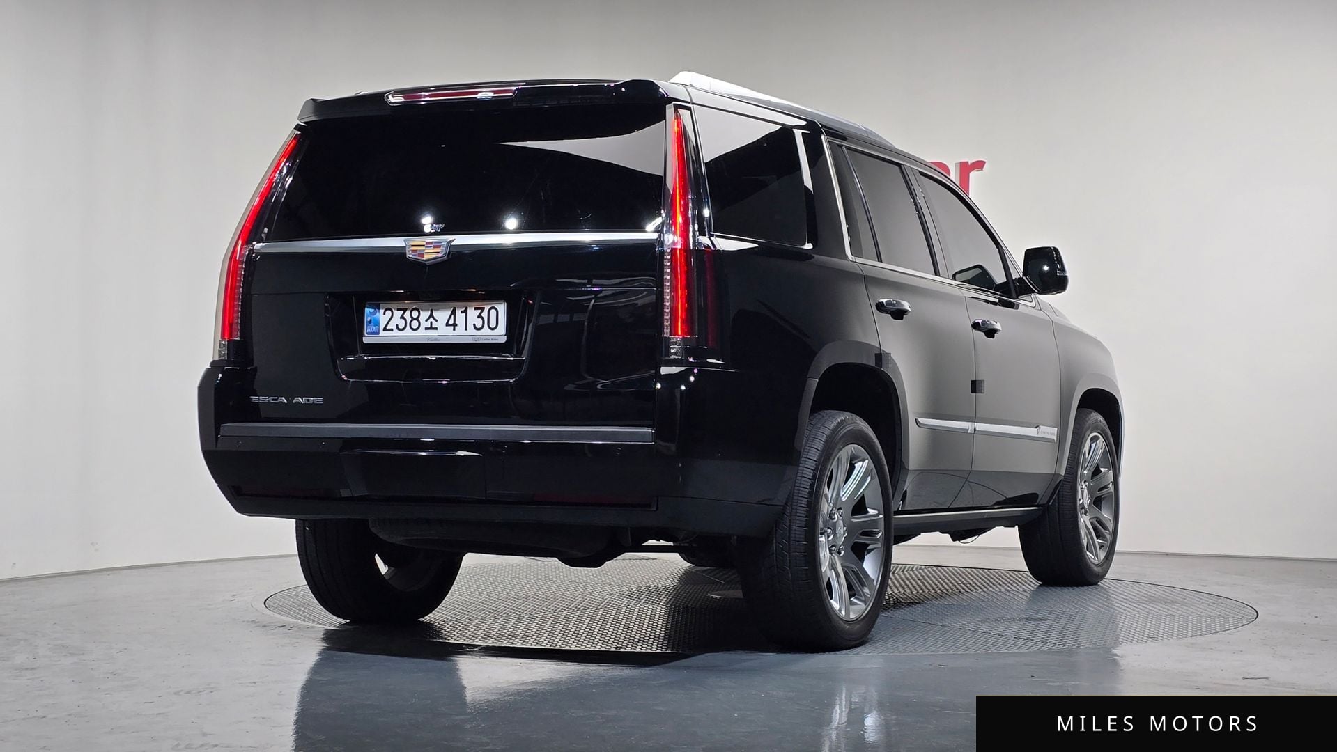 Cadillac Escalade 2019 — миниатюра 2
