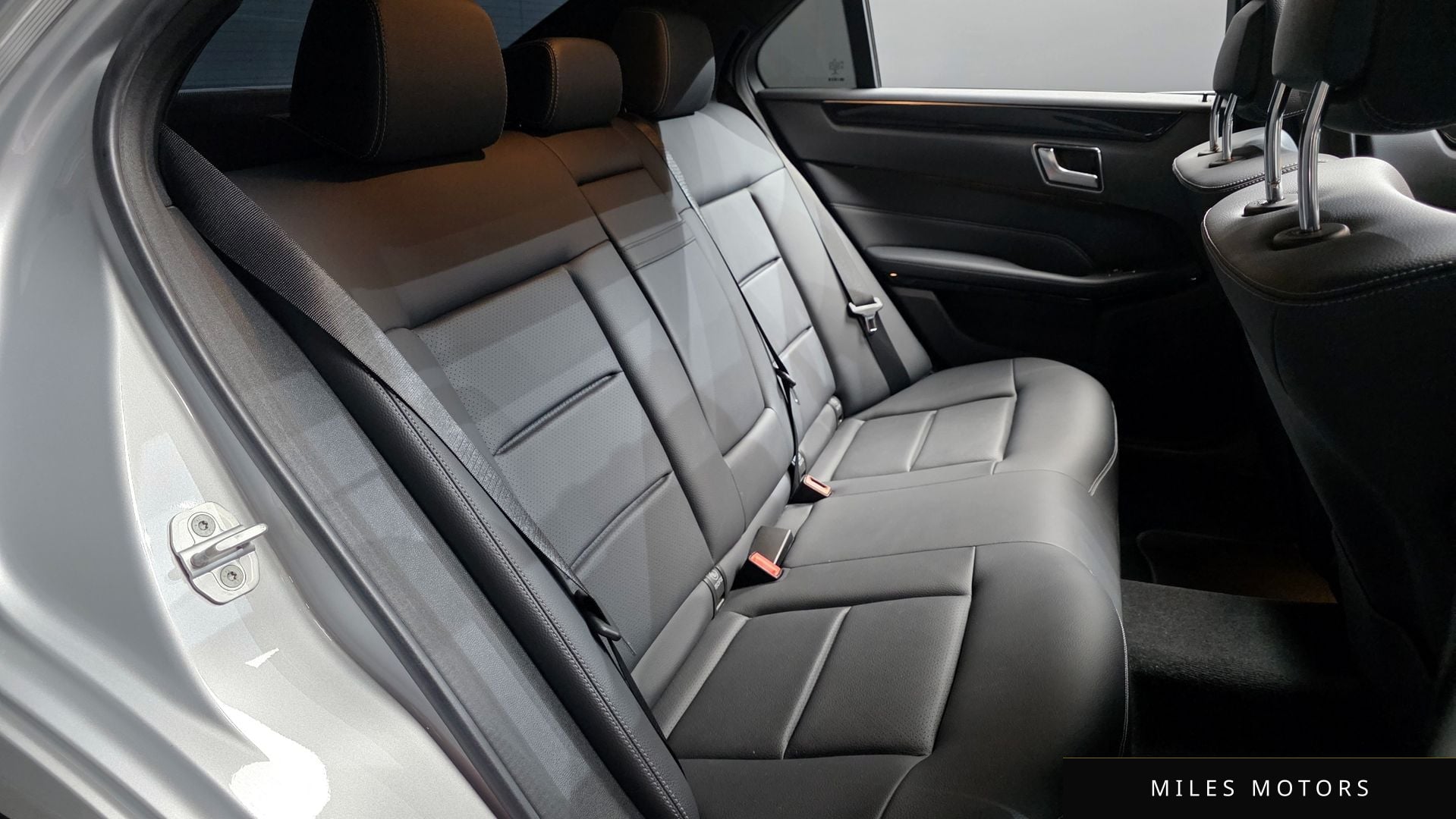 Mercedes-Benz E-Class W212 2015 — миниатюра 11