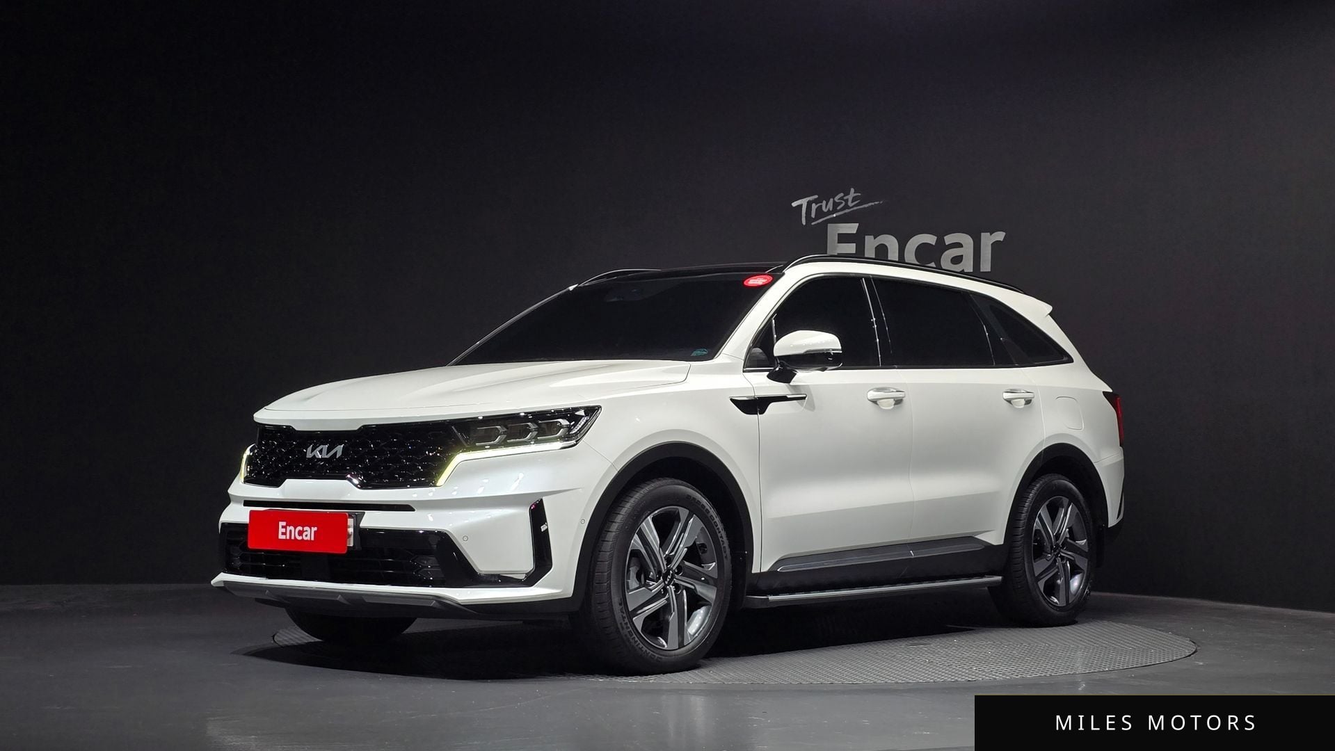 Kia Sorento 2022 — фото 1 из 12