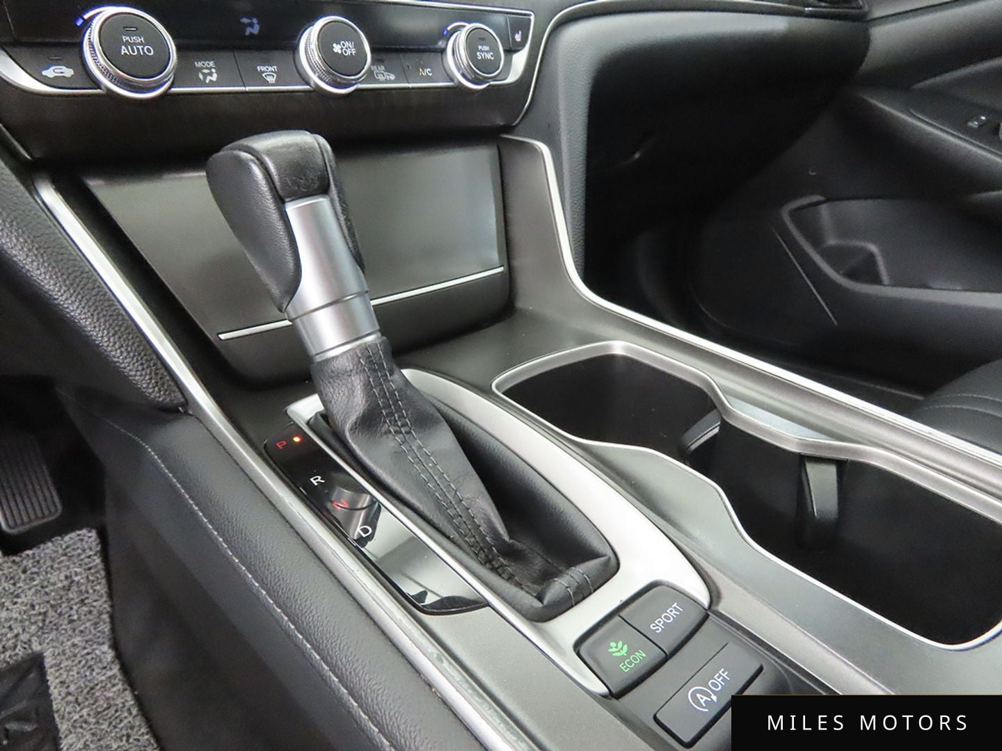 Honda Accord 2021 — миниатюра 11