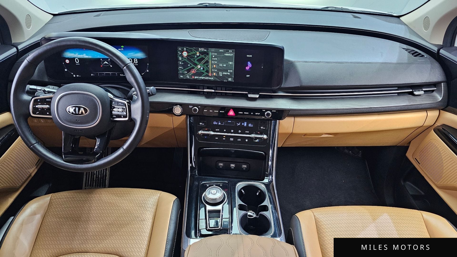 Kia Carnival 2021 — миниатюра 10
