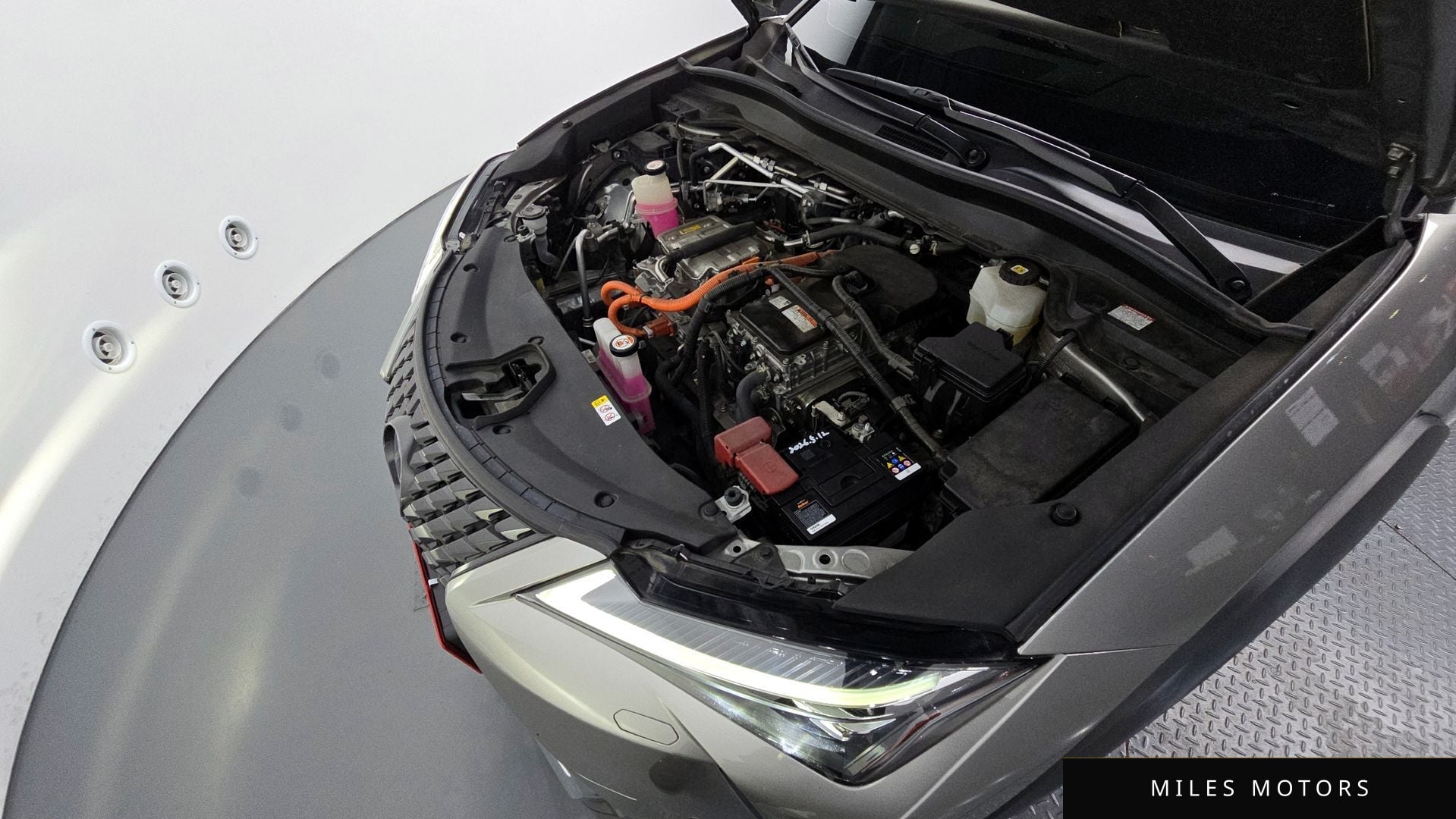 Лексус UX300e 2022 — миниатюра 5