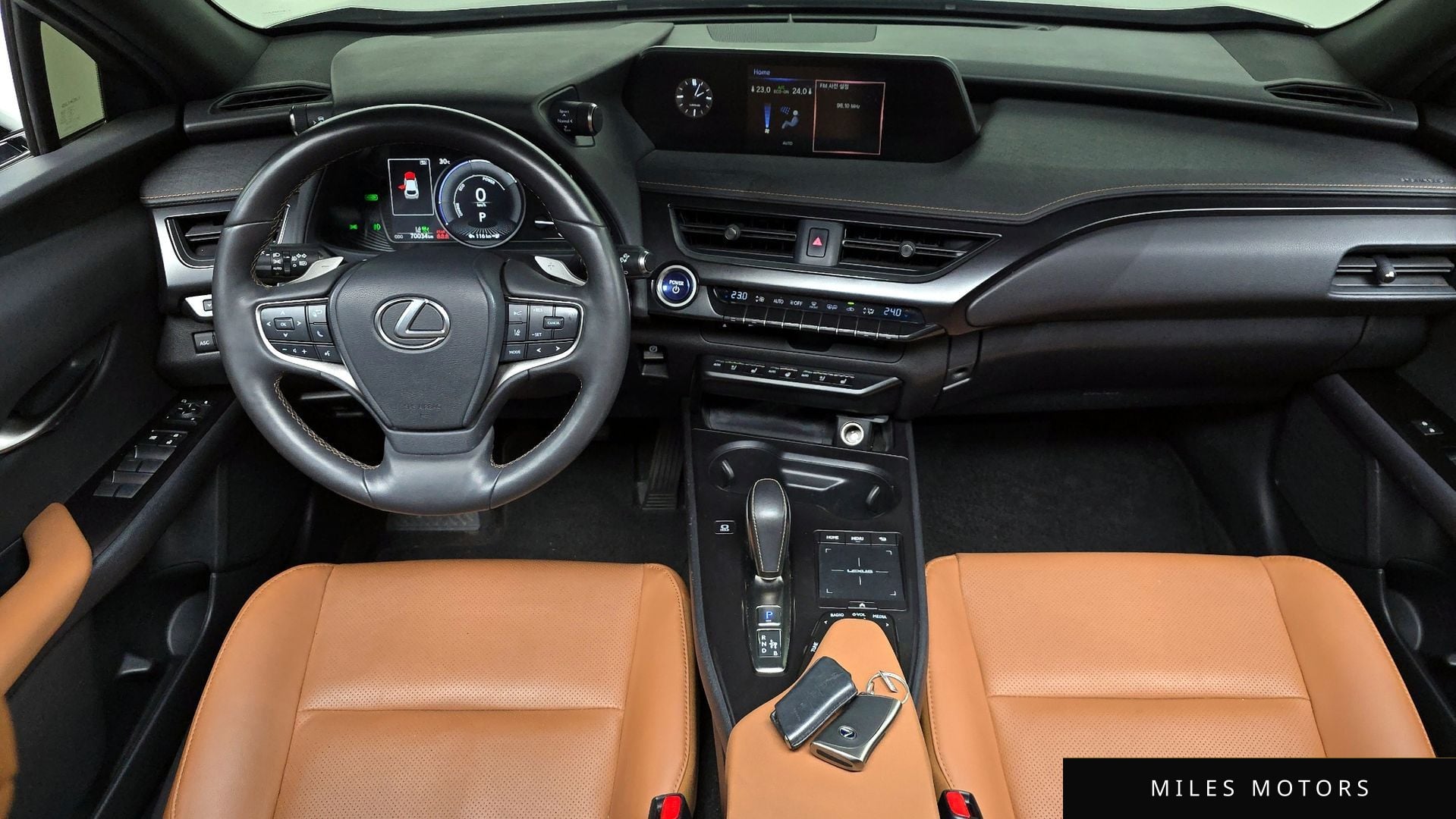 Лексус UX300e 2022 — миниатюра 9