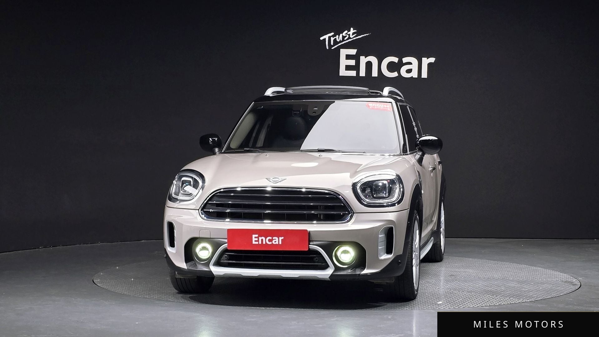 MINI Countryman 2023 — миниатюра 2