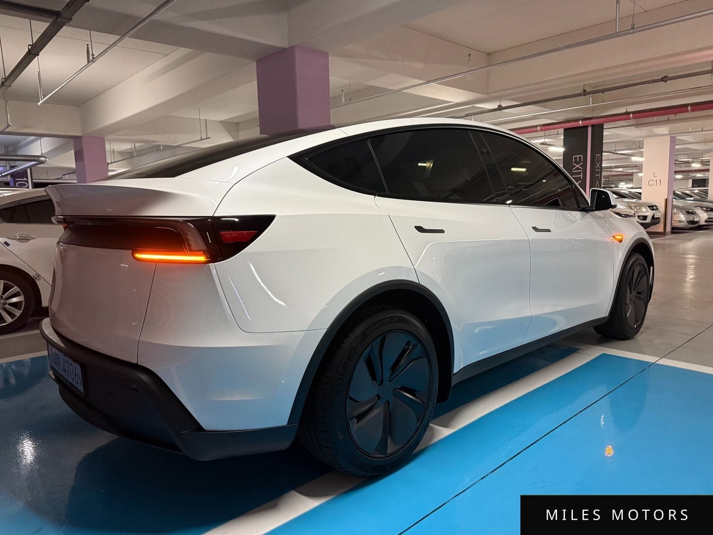 Tesla Model Y 2026 — миниатюра 5