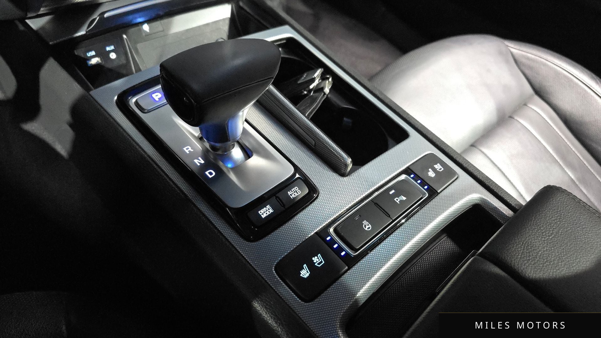 Genesis G80 2017 — миниатюра 9