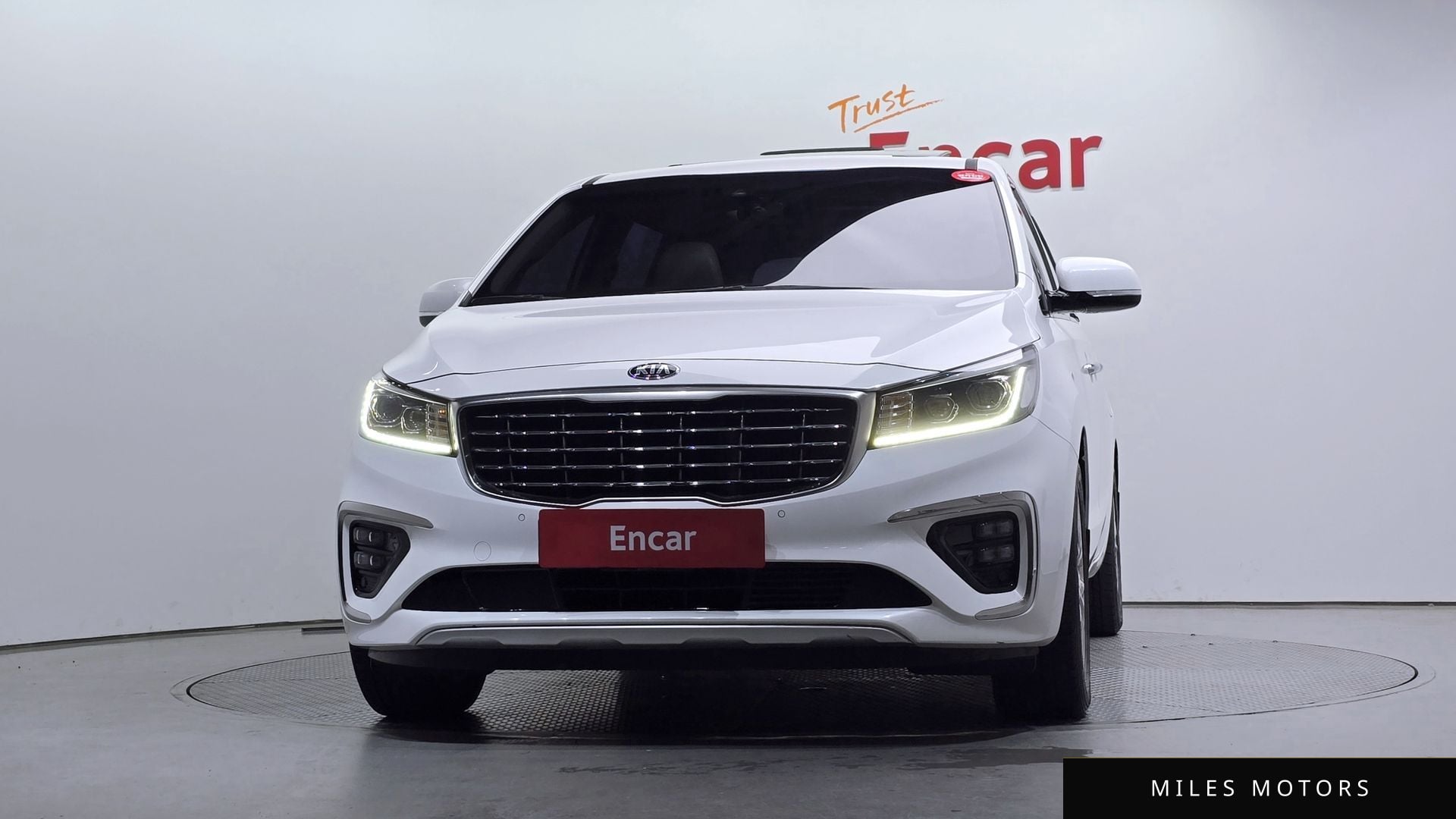Kia Canival 2019 — миниатюра 3