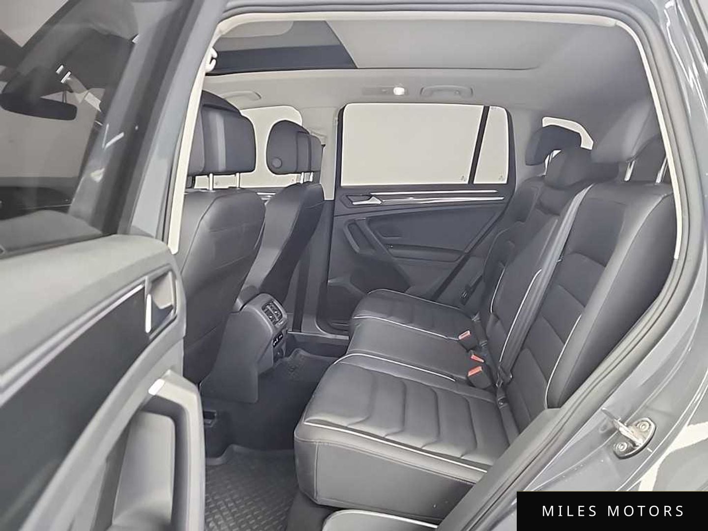 Volkswagen Tiguan 2023 — миниатюра 12