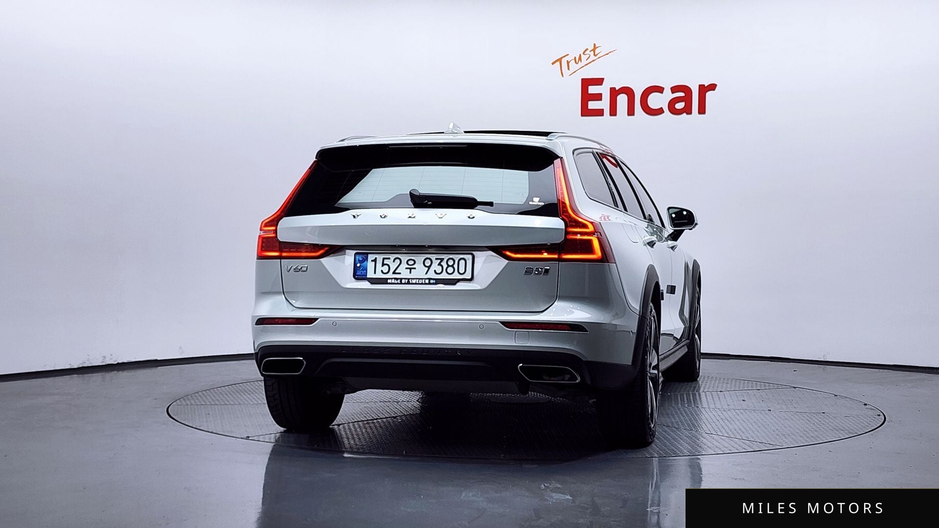 Volvo V60 2021 — миниатюра 4