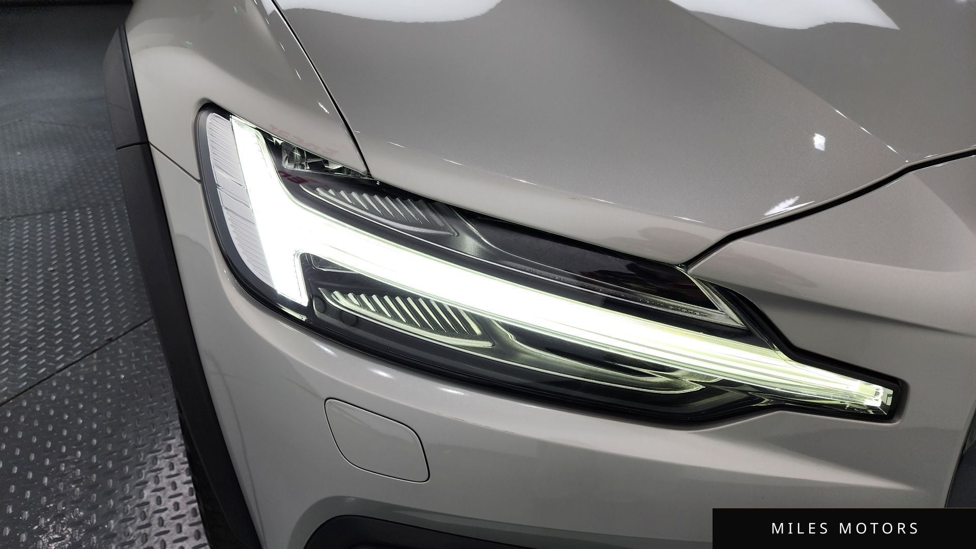 Volvo V60 2021 — миниатюра 8