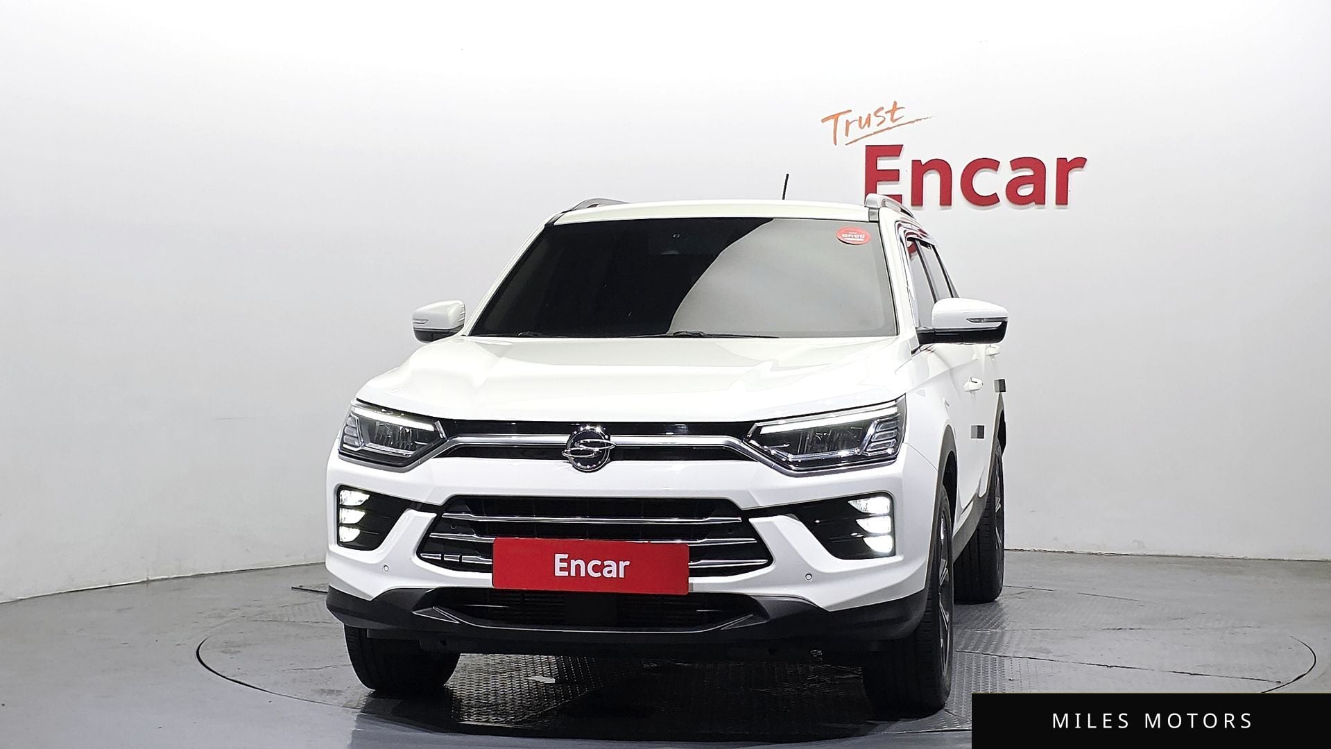 KG Mobility Beautiful Korando 2022 — миниатюра 3