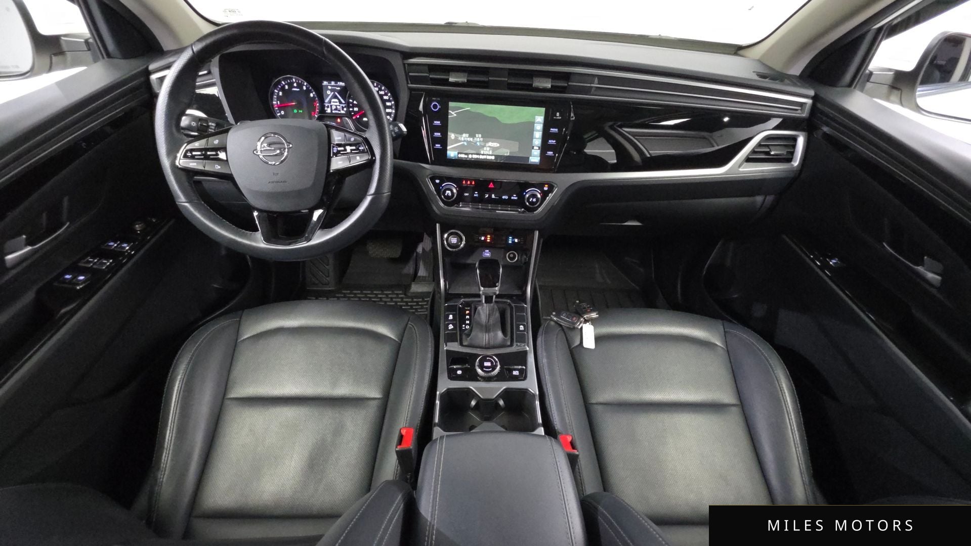 KG Mobility Beautiful Korando 2022 — миниатюра 10