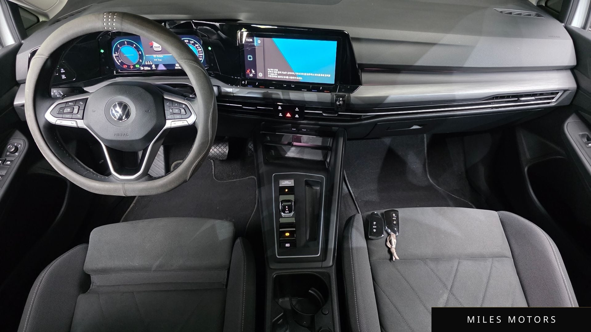 Volkswagen Golf 2022 — миниатюра 10