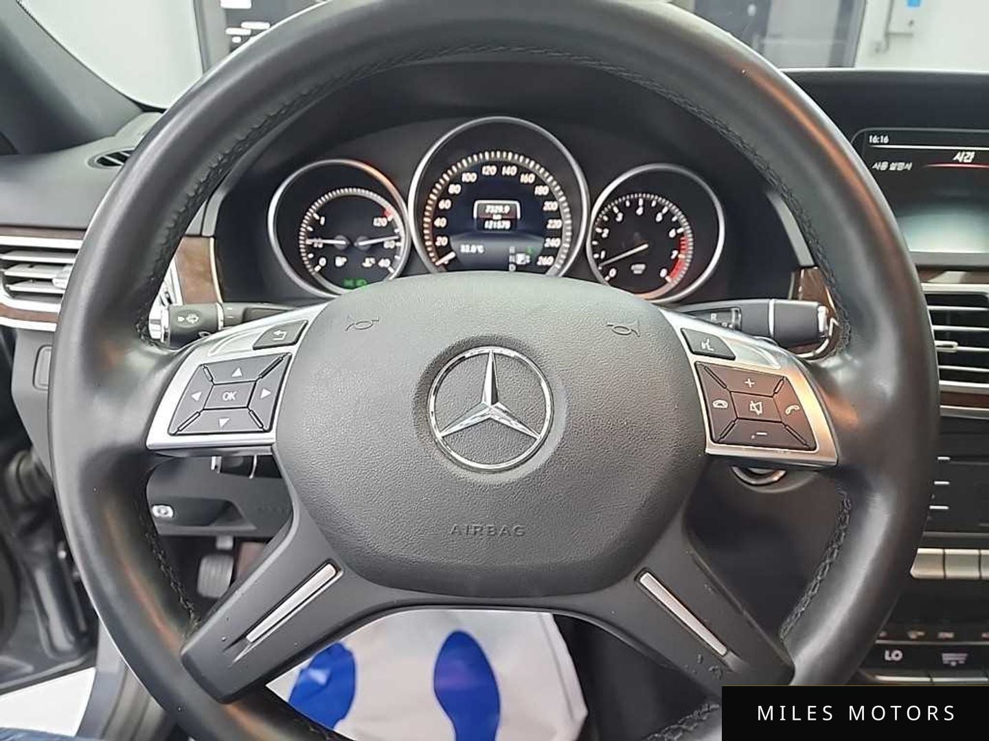 Mercedes-Benz E-Class W212 2016 — миниатюра 9