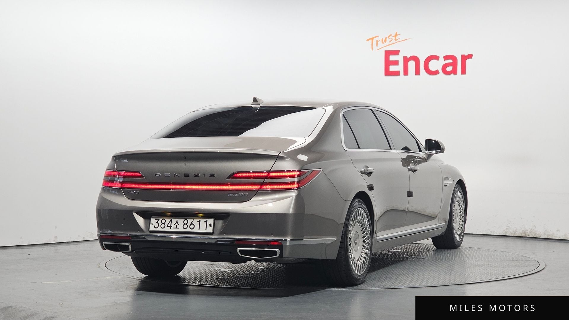 Genesis G90 2019 — миниатюра 2